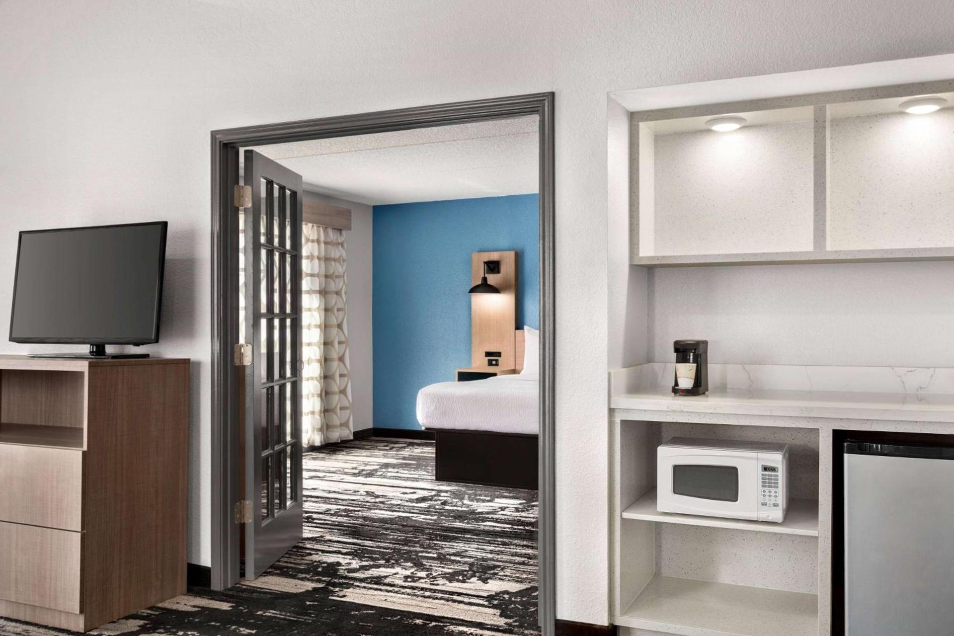 La Quinta Inn by Wyndham Temple photo 23