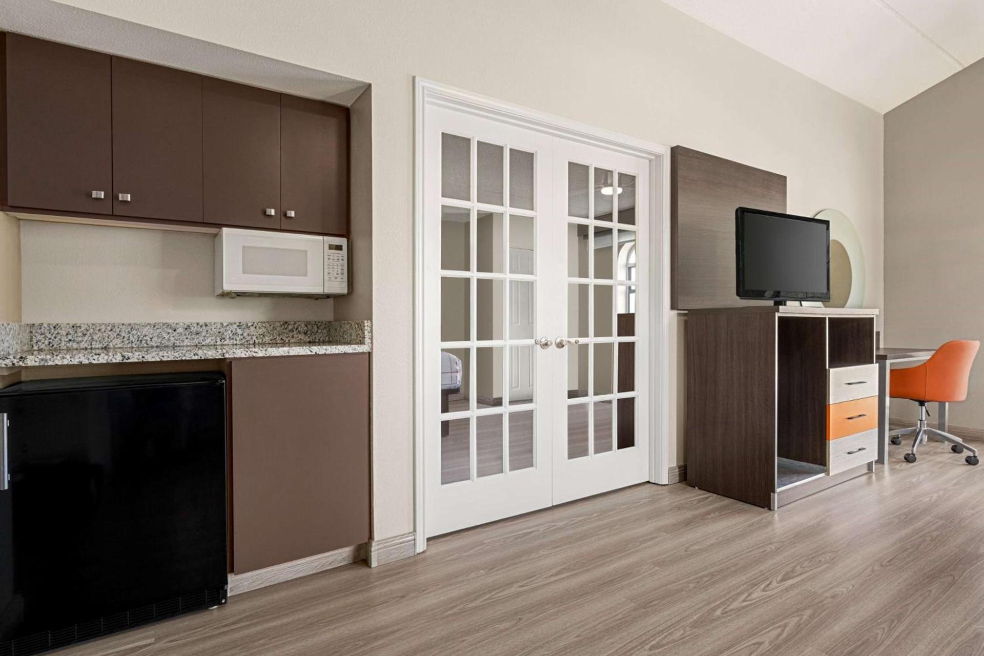 La Quinta Inn Lexington-Horse Park photo 25