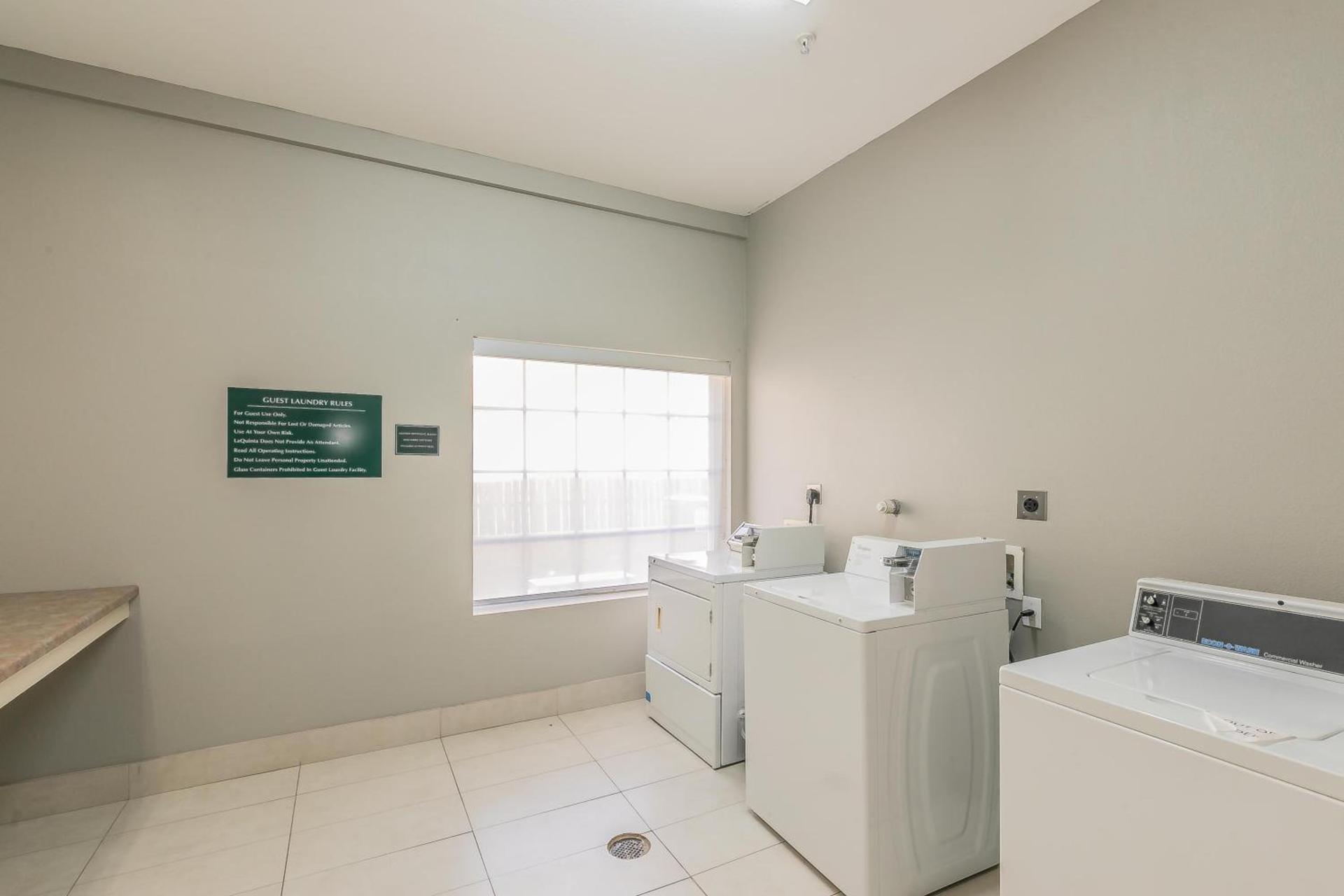 La Quinta by Wyndham Granbury photo 16