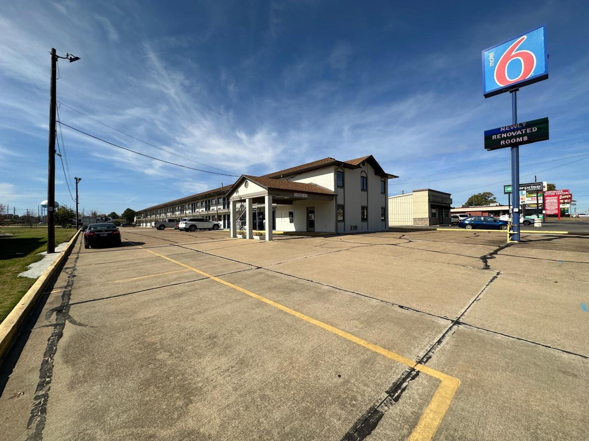 Motel 6-Dyersburg, TN photo 32