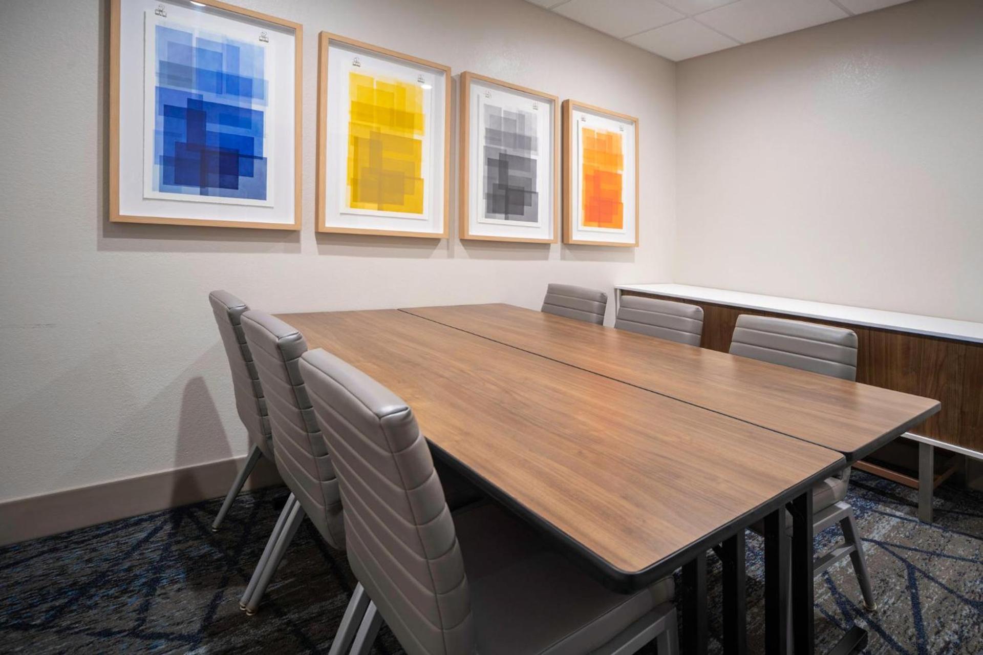 Holiday Inn Express and Suites Atlanta-Johns Creek by IHG photo 83