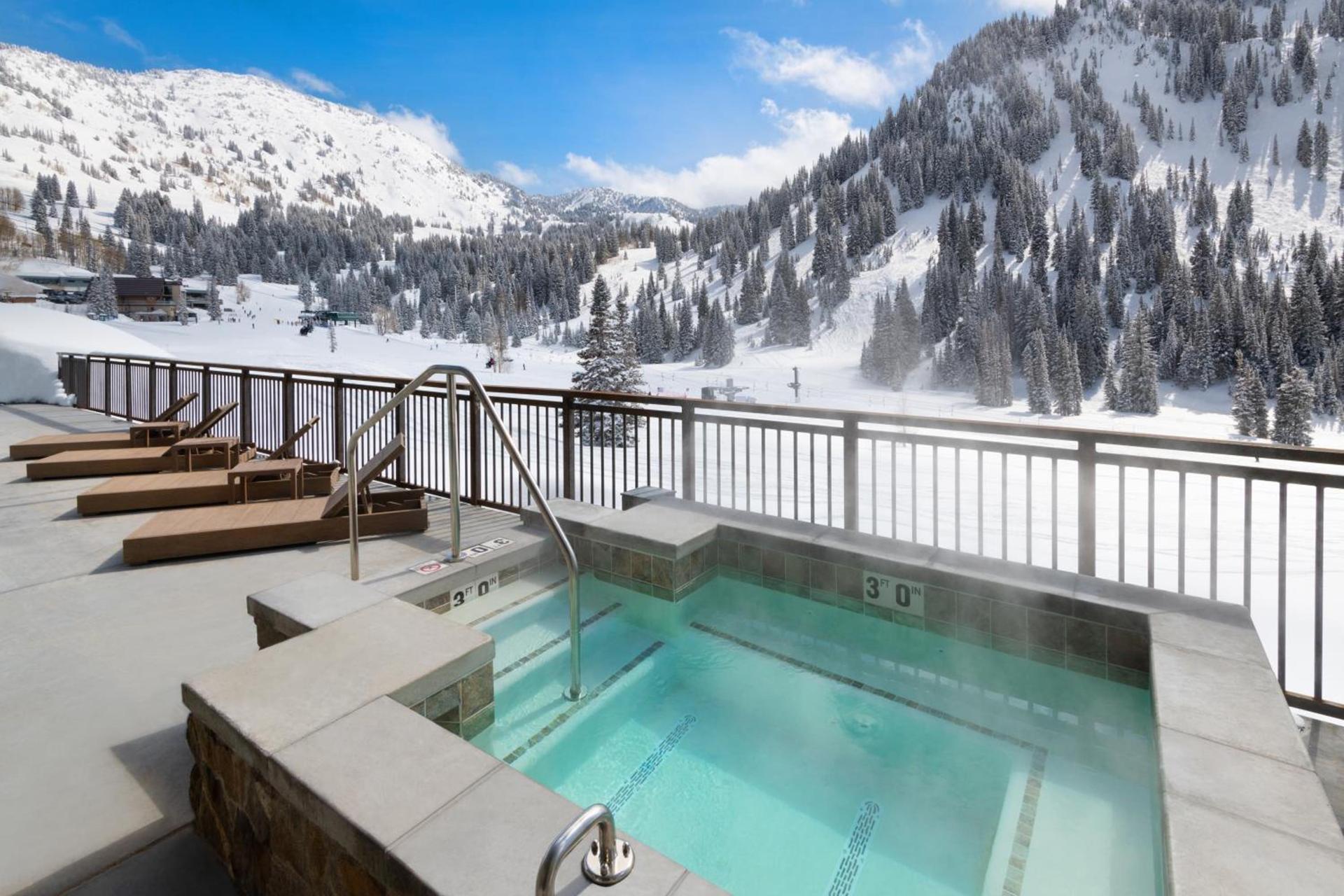 The Snowpine Lodge photo 14