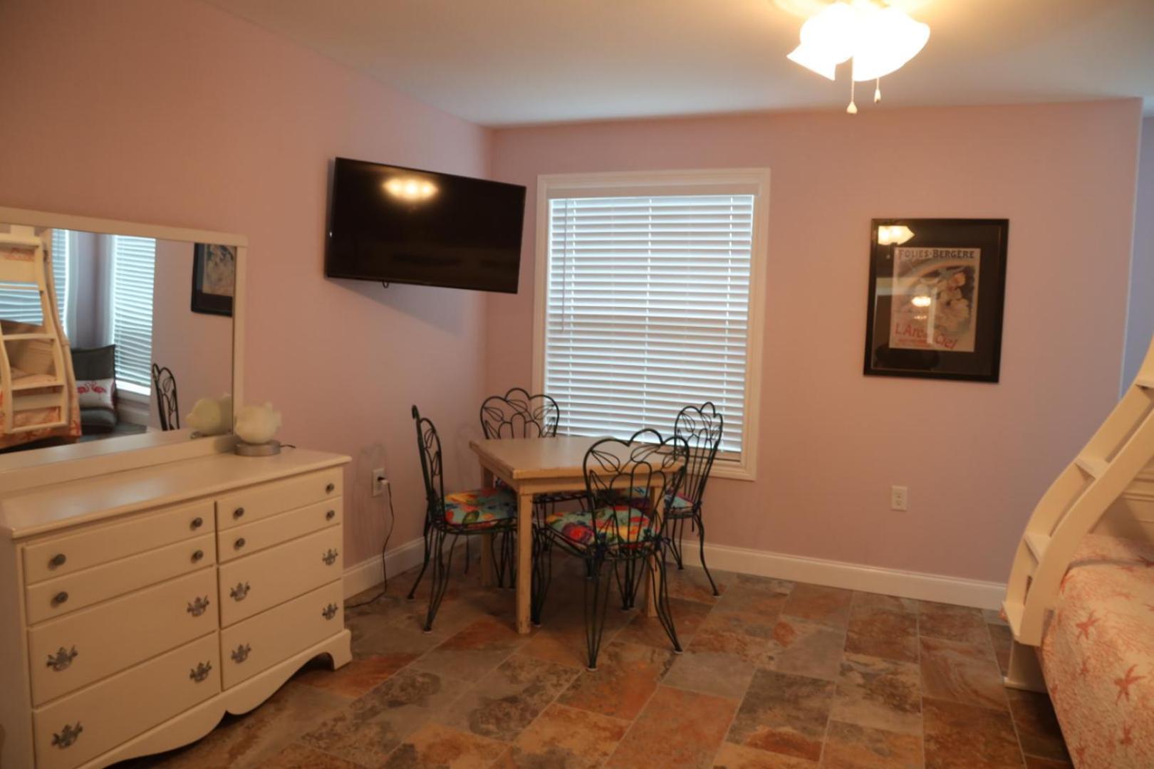 Executive Keys Condominiums on the Beach photo 56