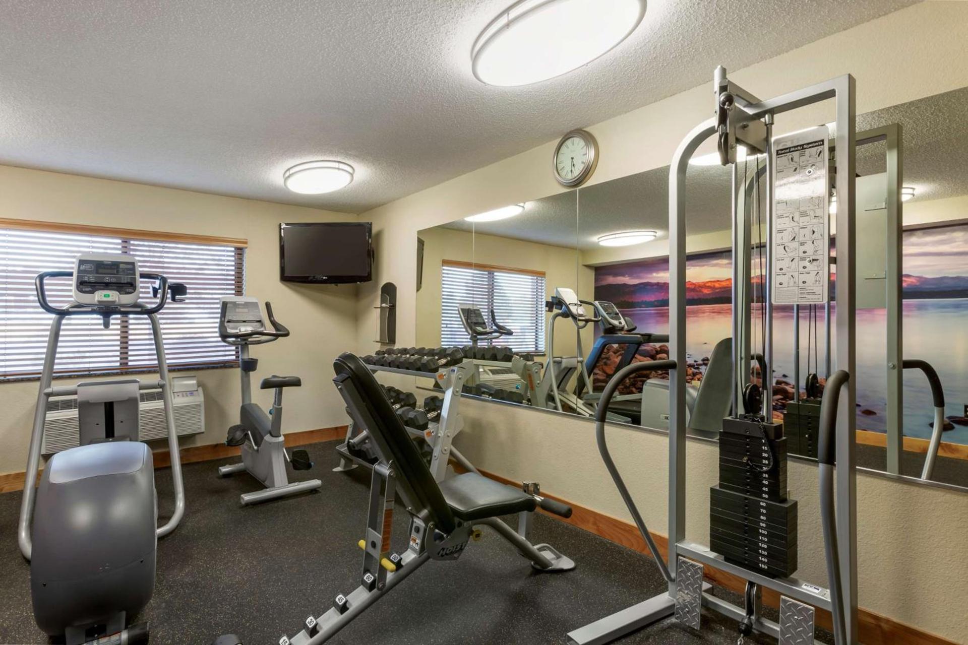 Best Western Plus McCall Lodge and Suites photo 45