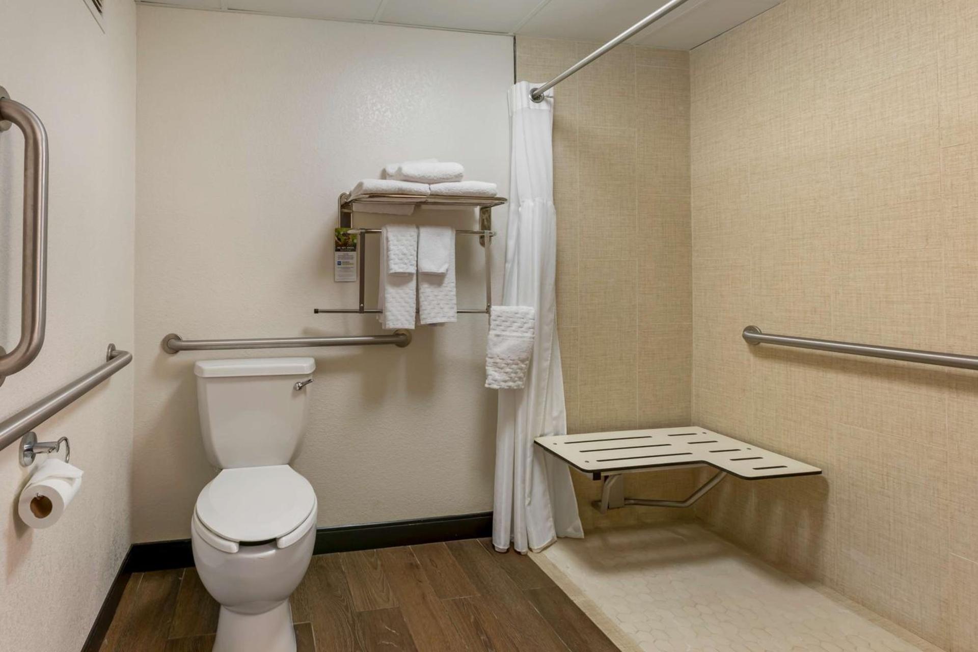 Best Western Plus McCall Lodge and Suites photo 40