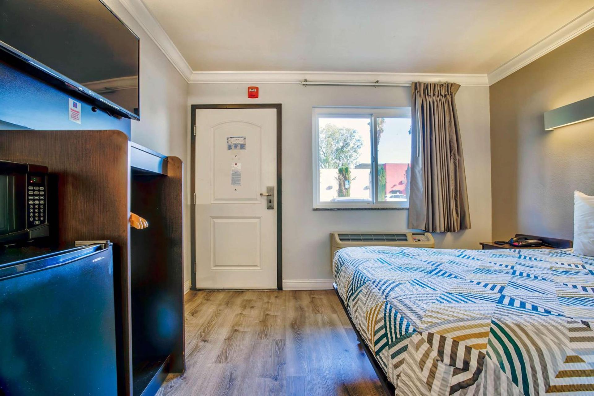 Motel 6-Menifee, CA photo 5