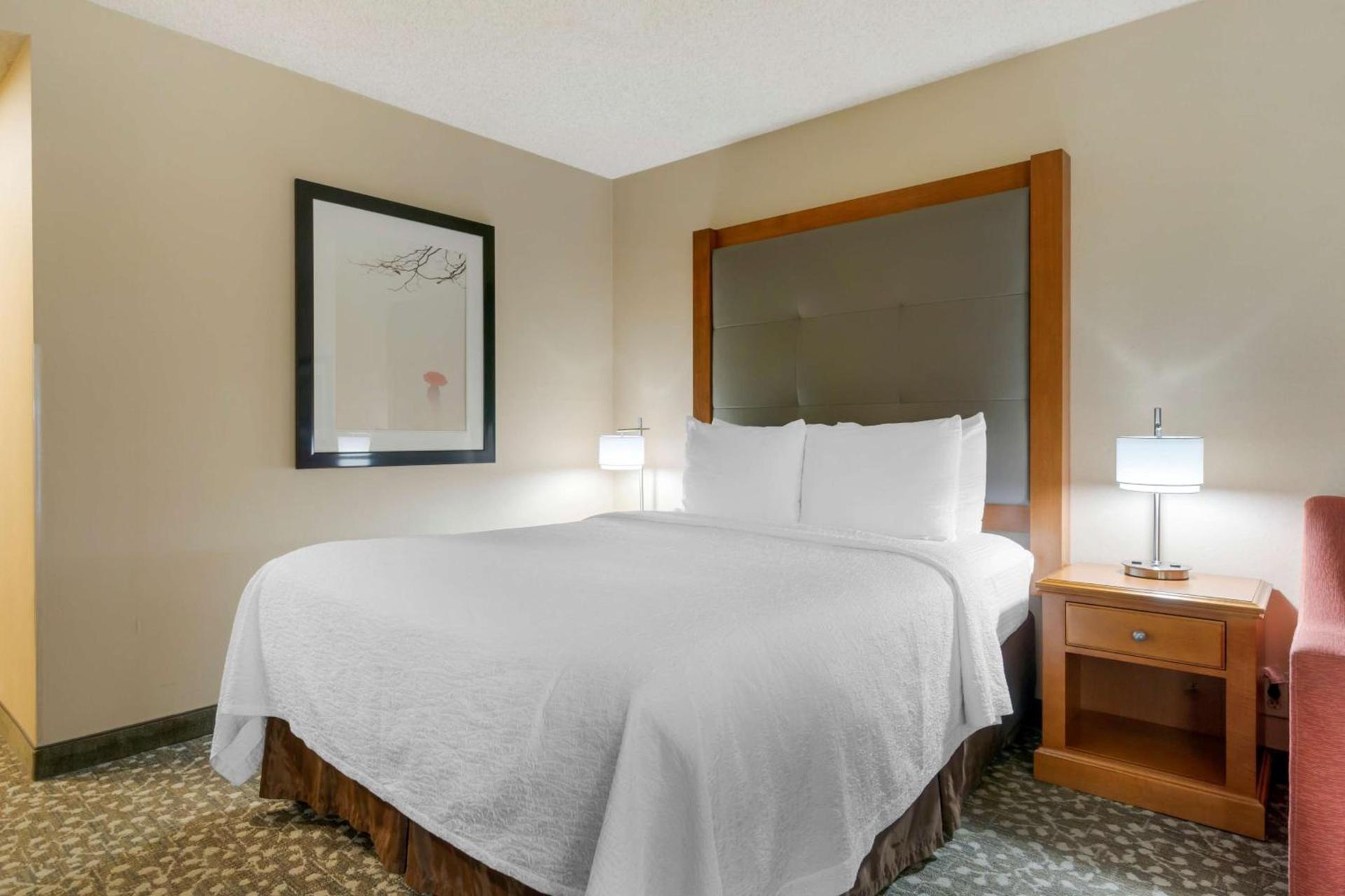 Best Western Plus Oak Harbor Hotel & Conference Center photo 14