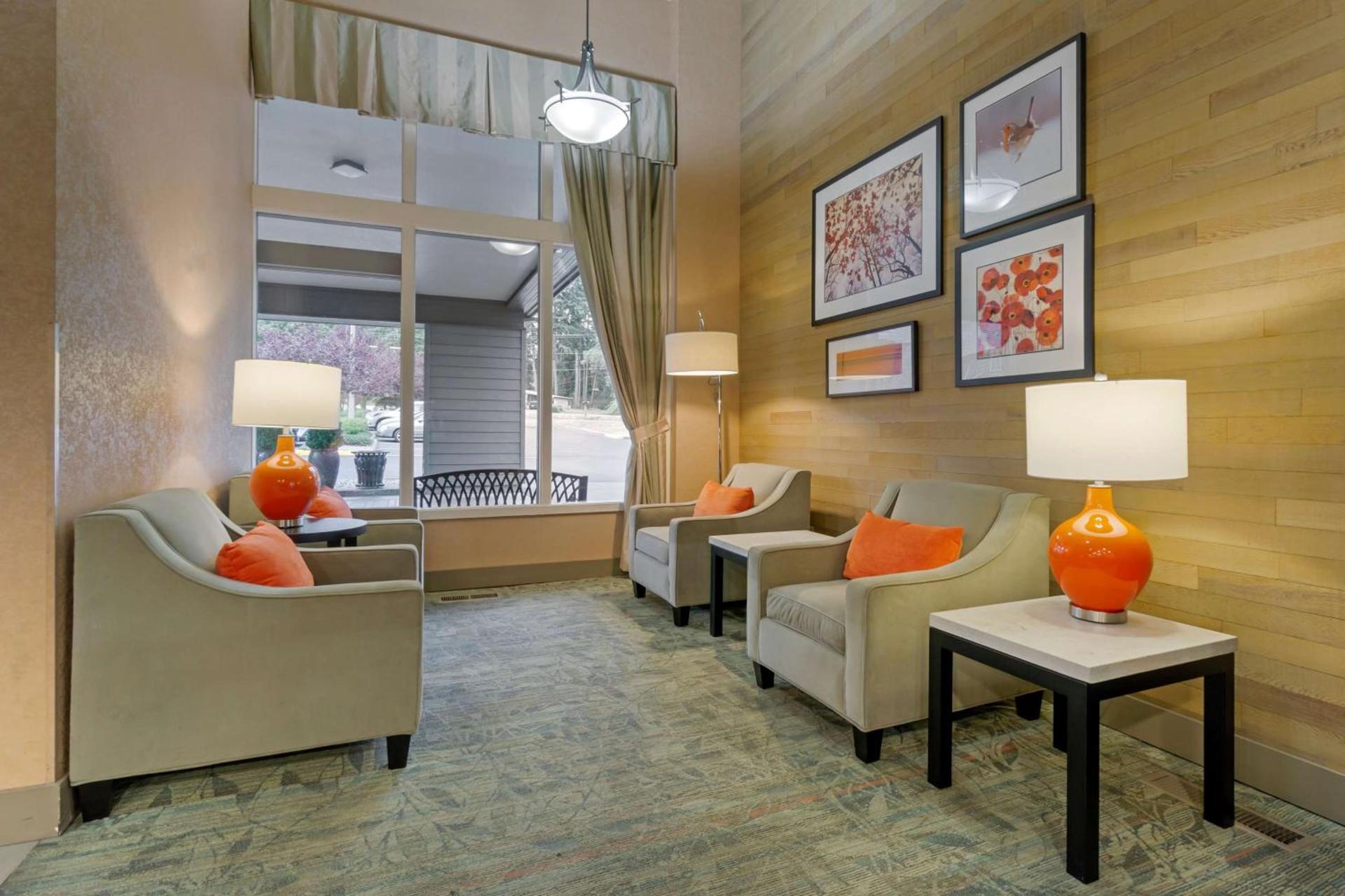 Best Western Plus Oak Harbor Hotel & Conference Center photo 22