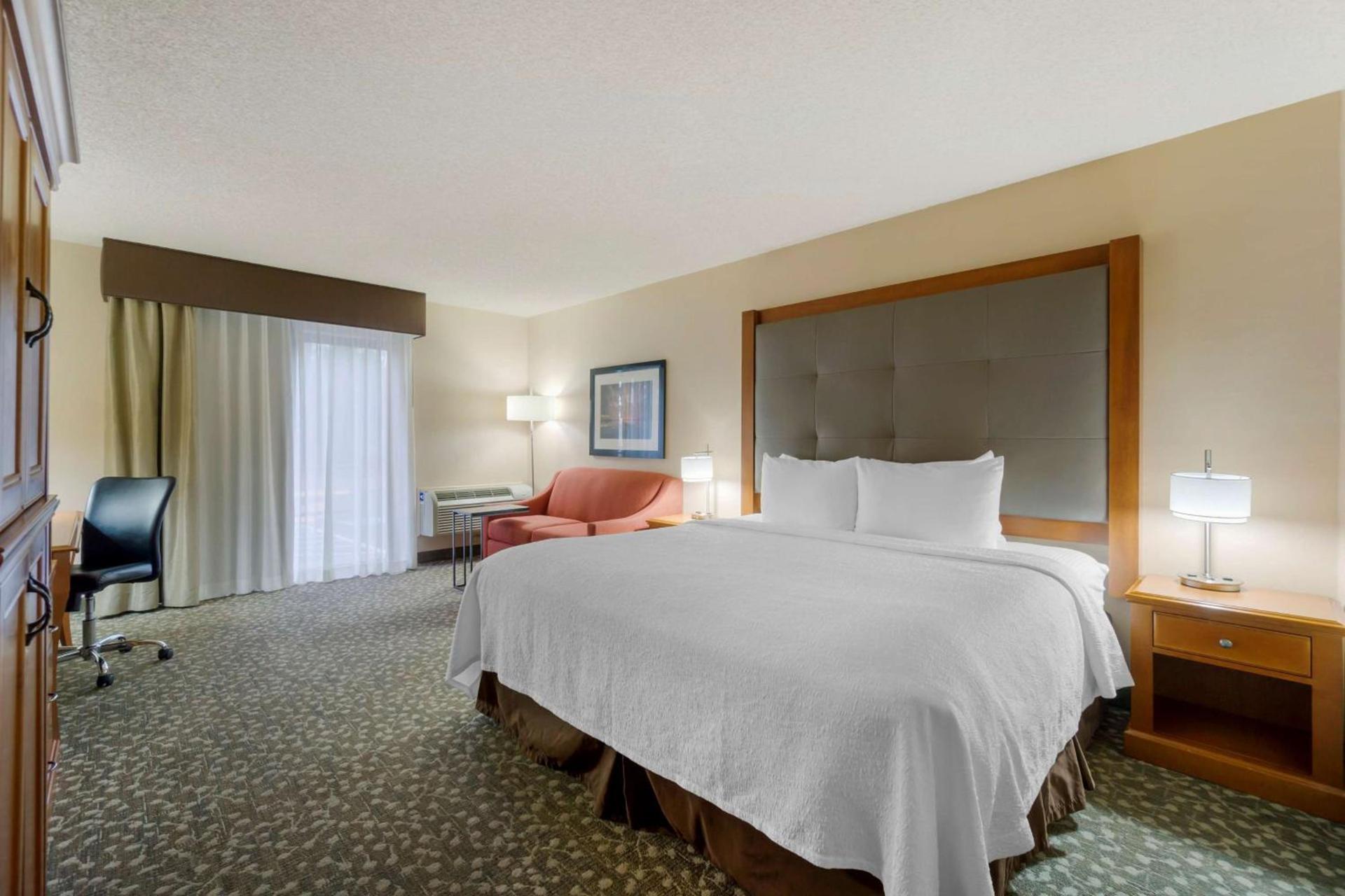 Best Western Plus Oak Harbor Hotel & Conference Center photo 12