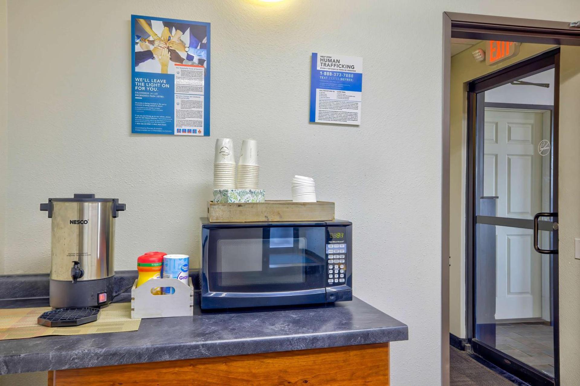 Motel 6-Percival, IA photo 26