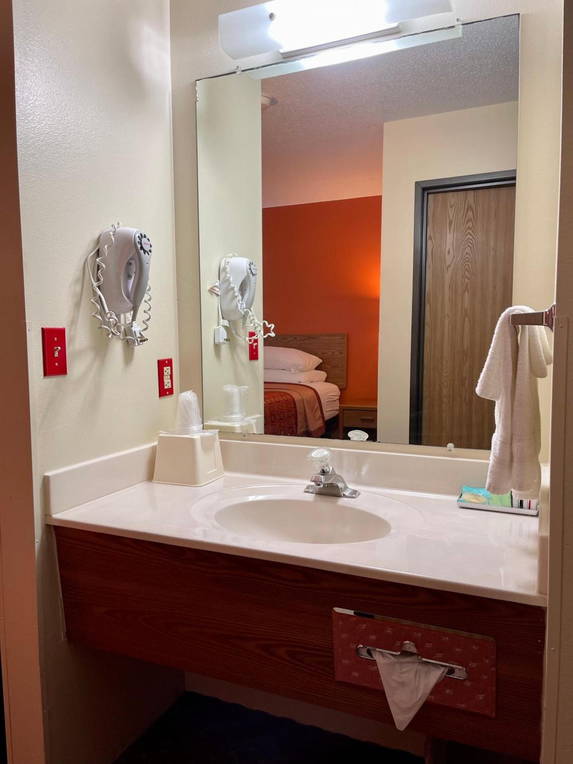 Sibley Inn photo 15