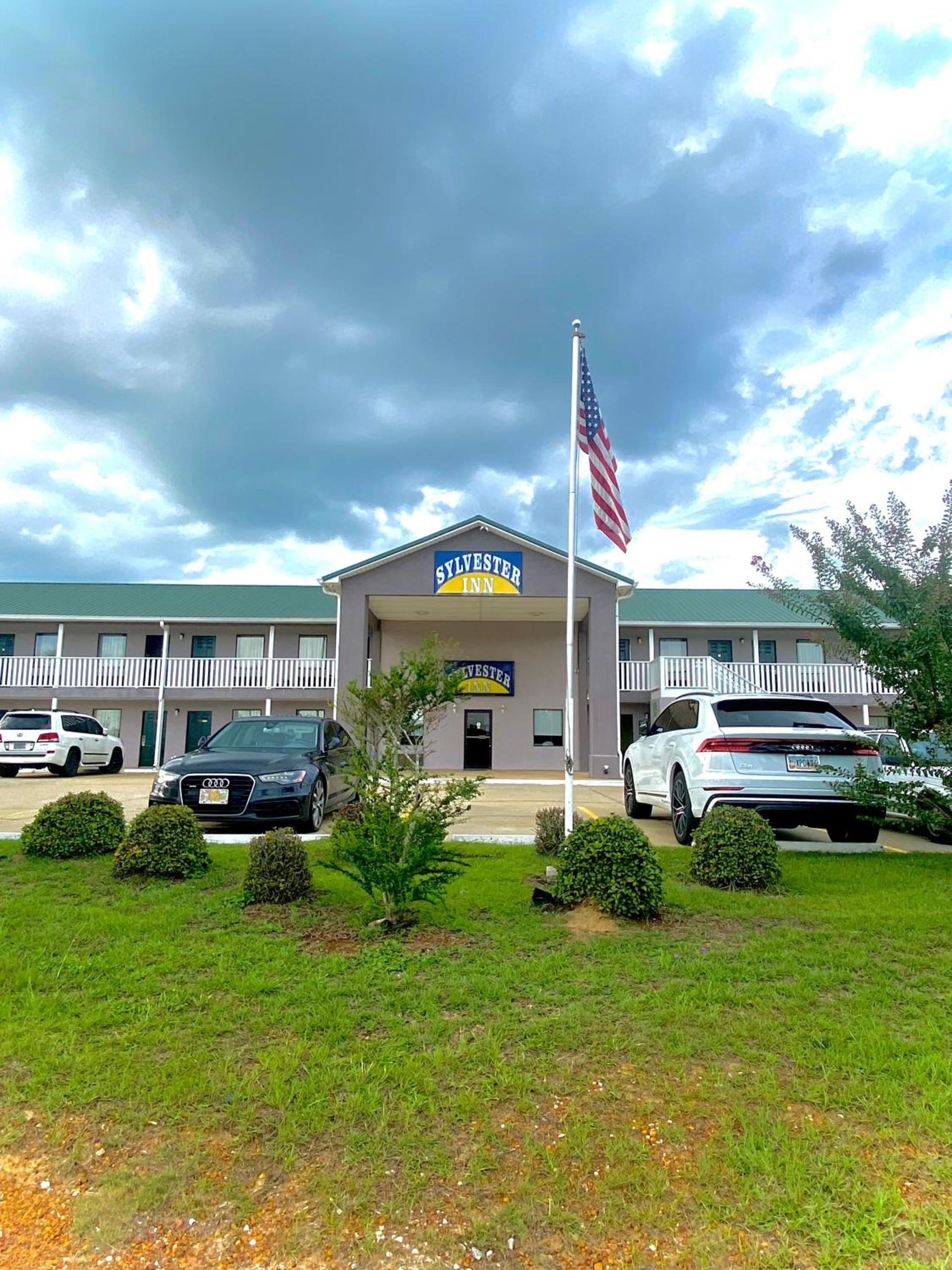 Sylvester Inn photo 1