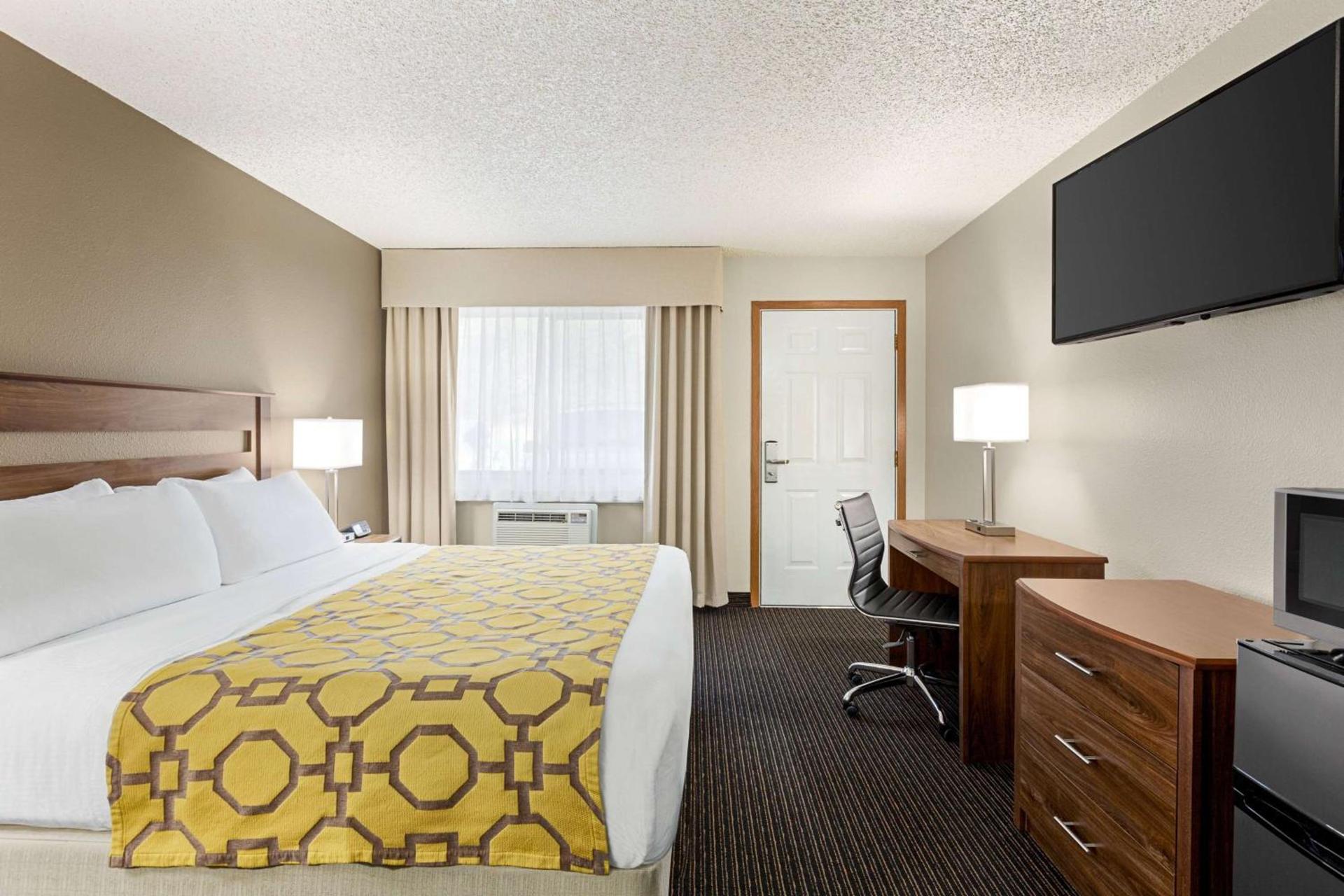 Baymont by Wyndham Whitefish photo 13
