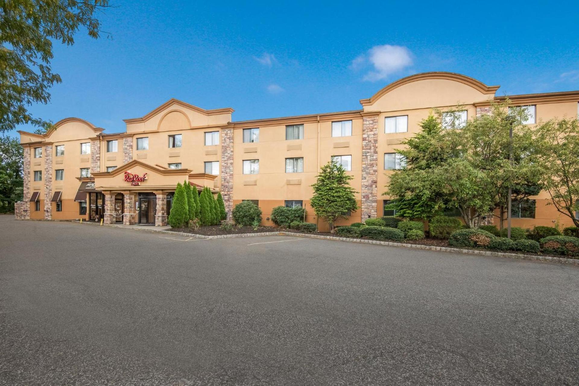 Red Roof Inn Fairfield photo 2