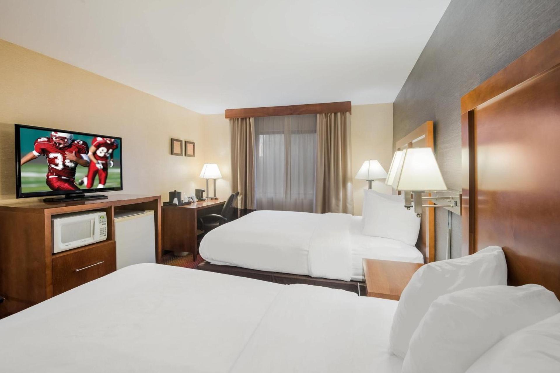 Red Roof Inn Fairfield photo 19