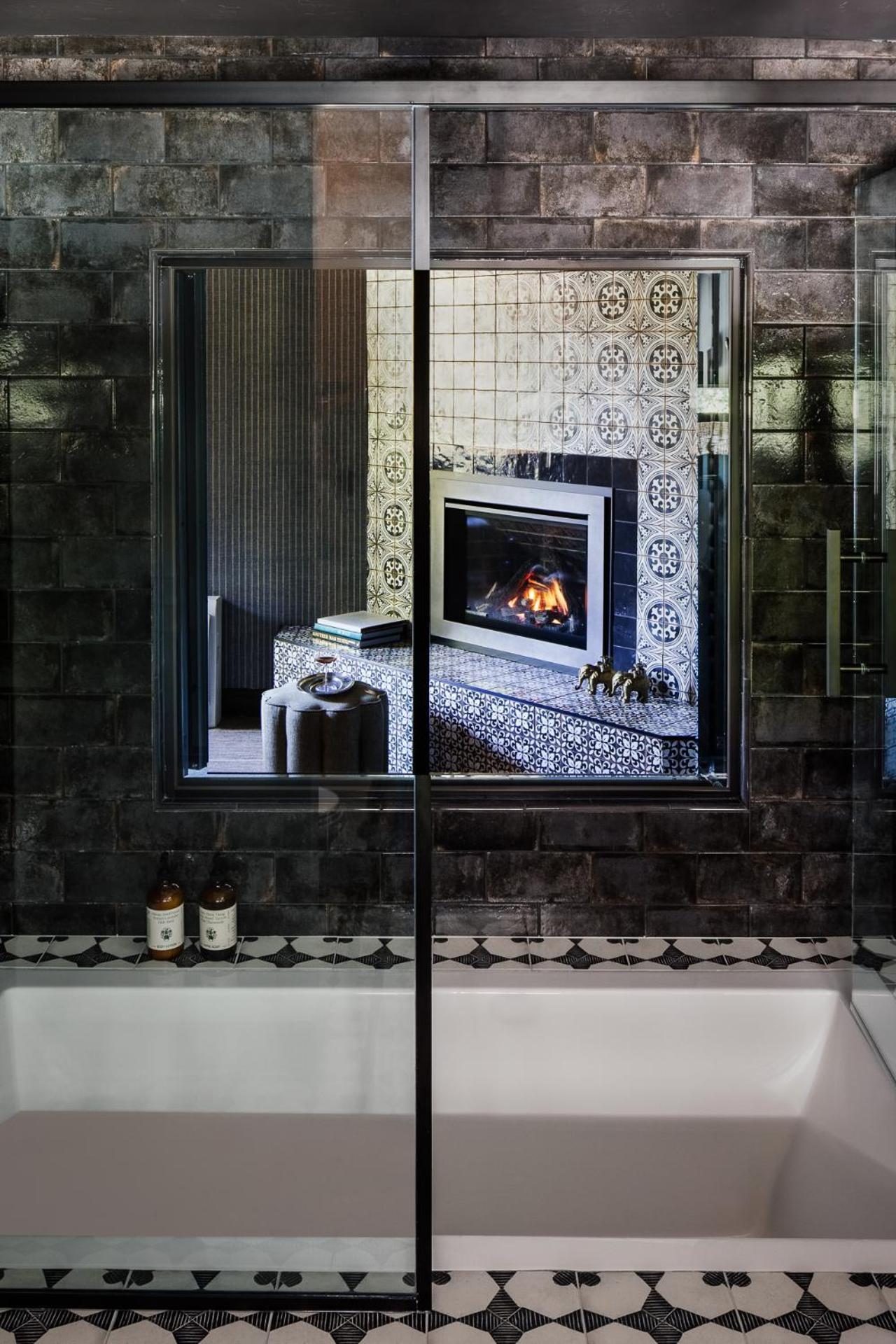 The Madrona photo 18