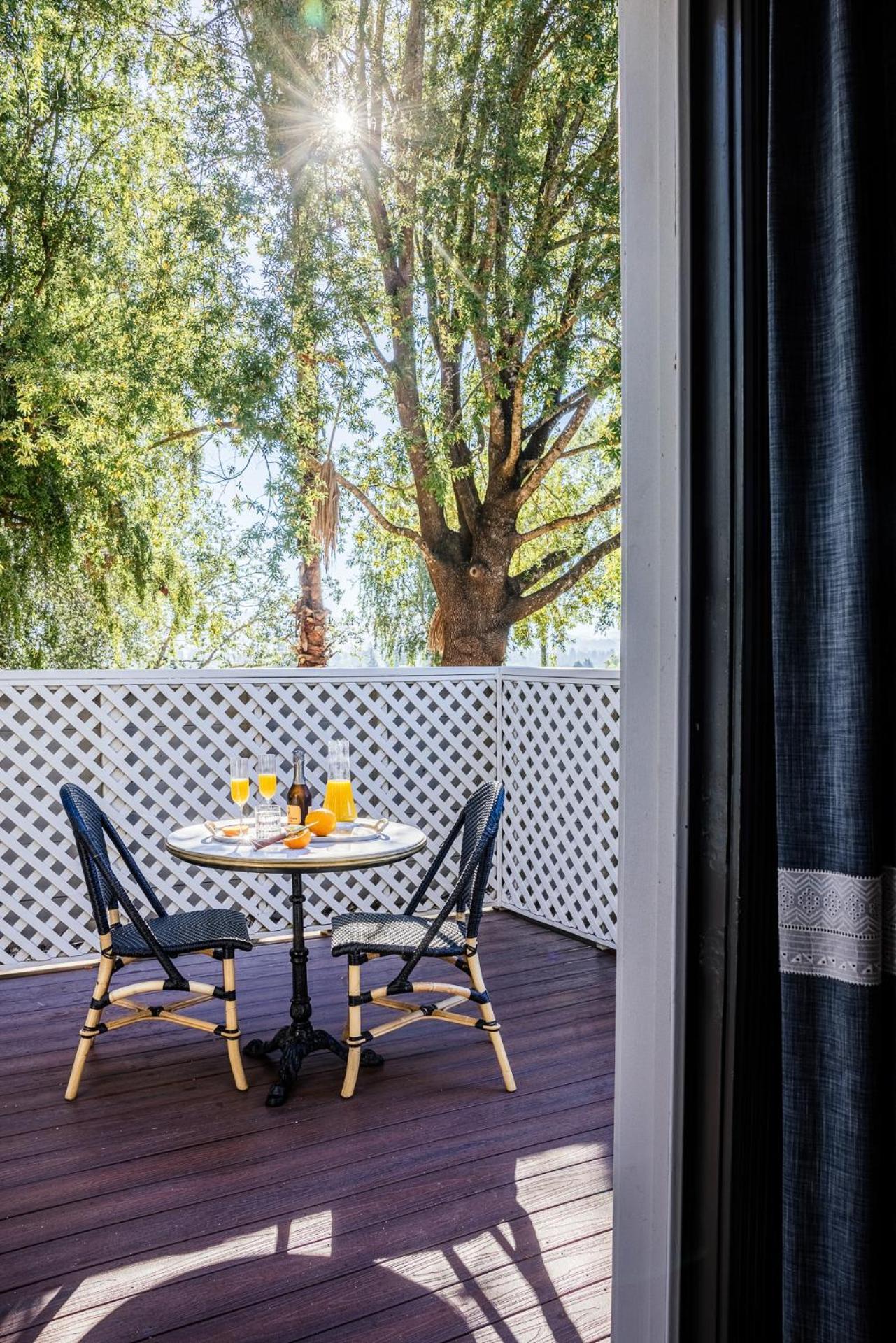 The Madrona photo 17