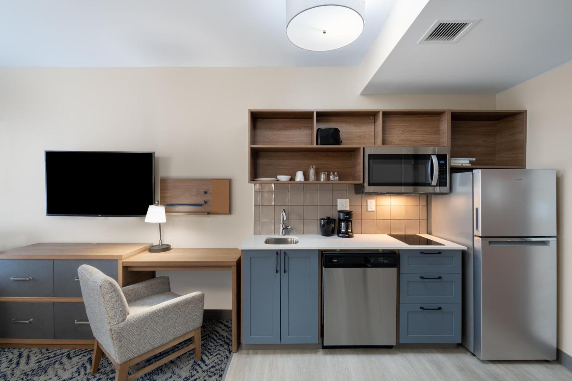Candlewood Suites - Asheville Downtown by IHG photo 26