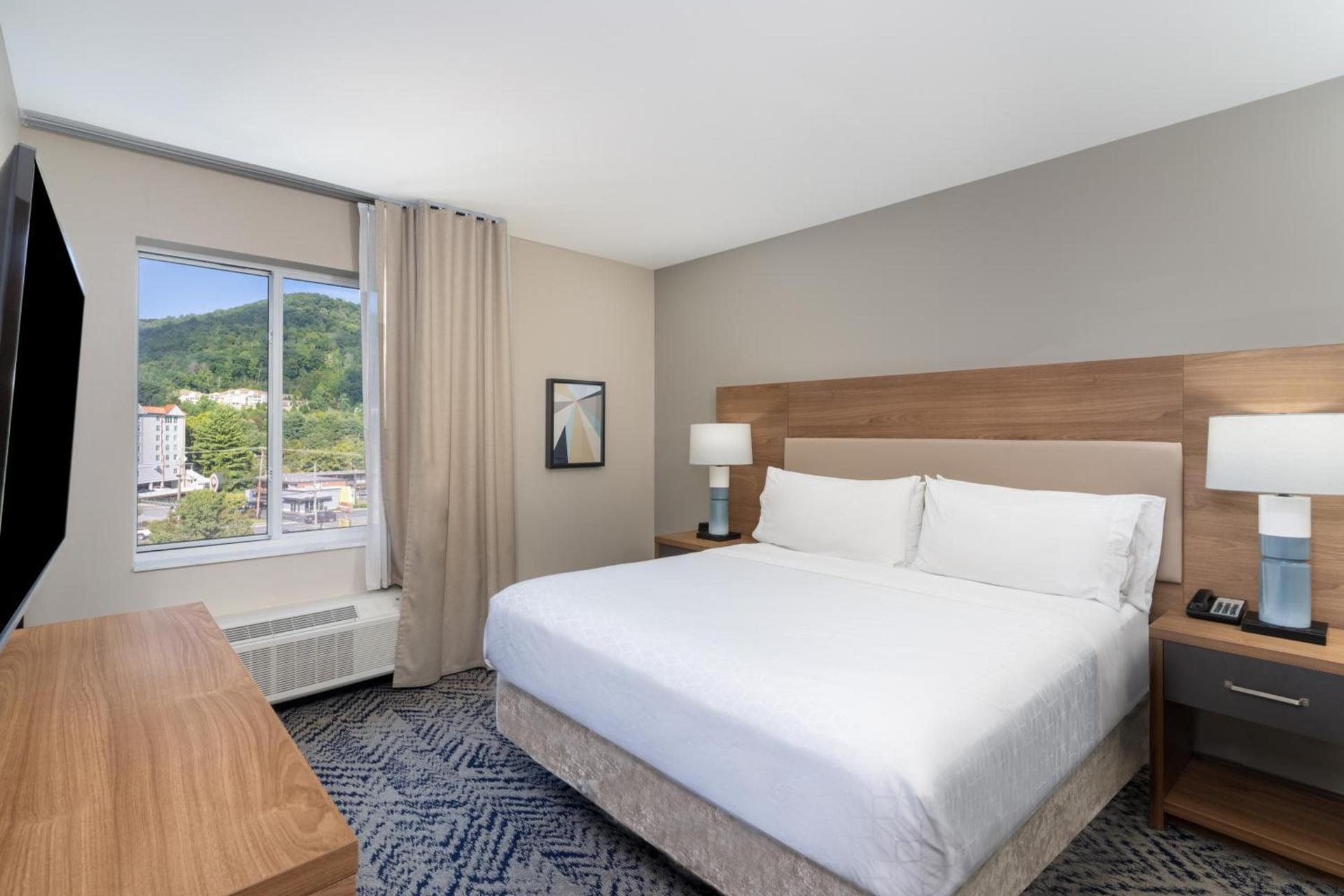 Candlewood Suites - Asheville Downtown by IHG photo 35