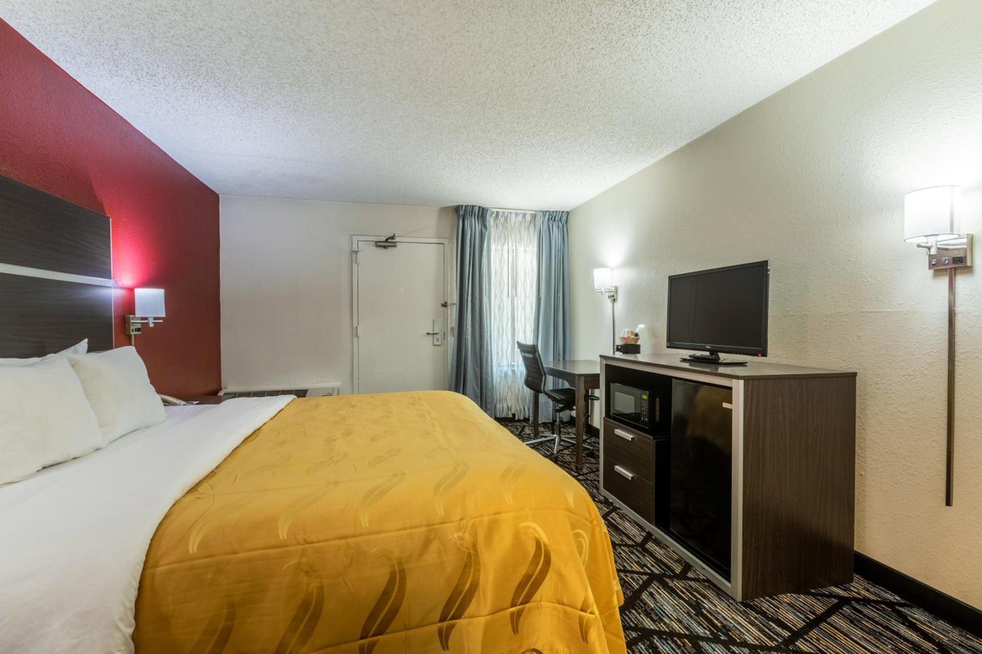 Quality Inn Northlake photo 40