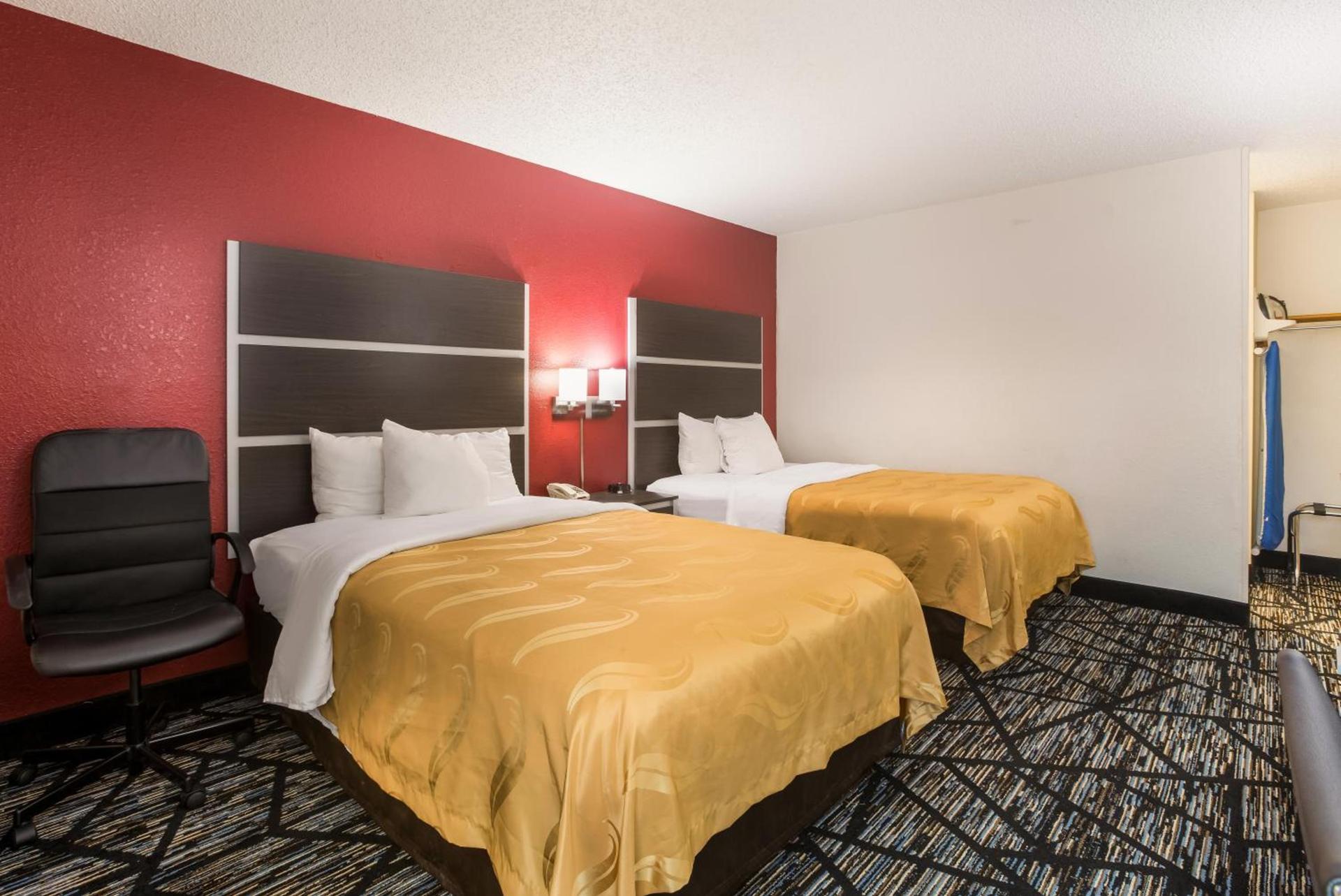 Quality Inn Northlake photo 35