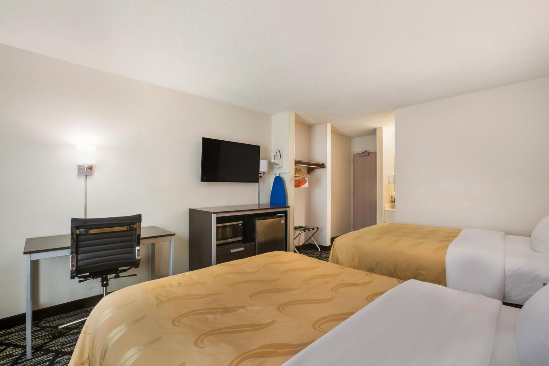 Quality Inn Northlake photo 37