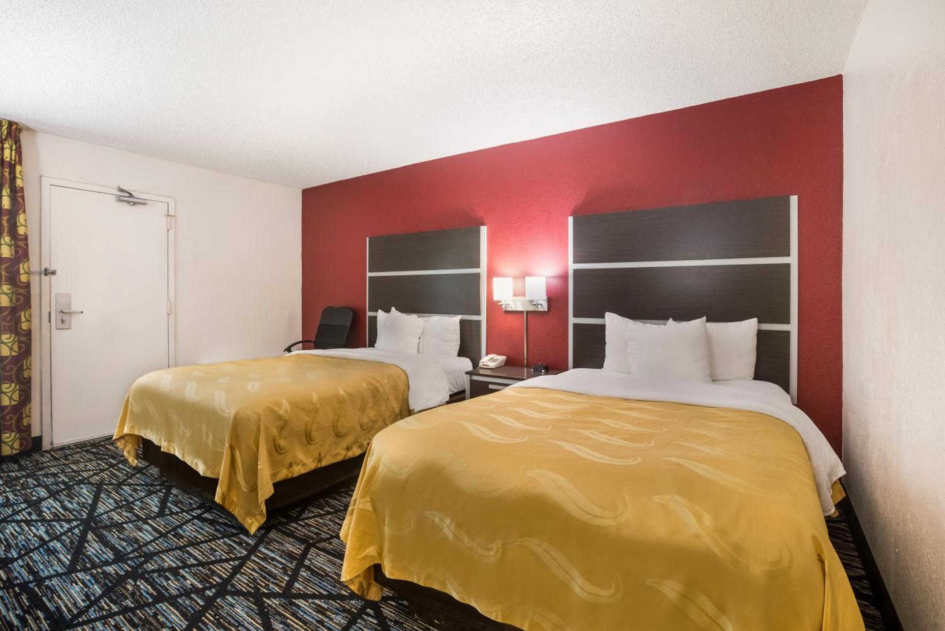 Quality Inn Northlake photo 36