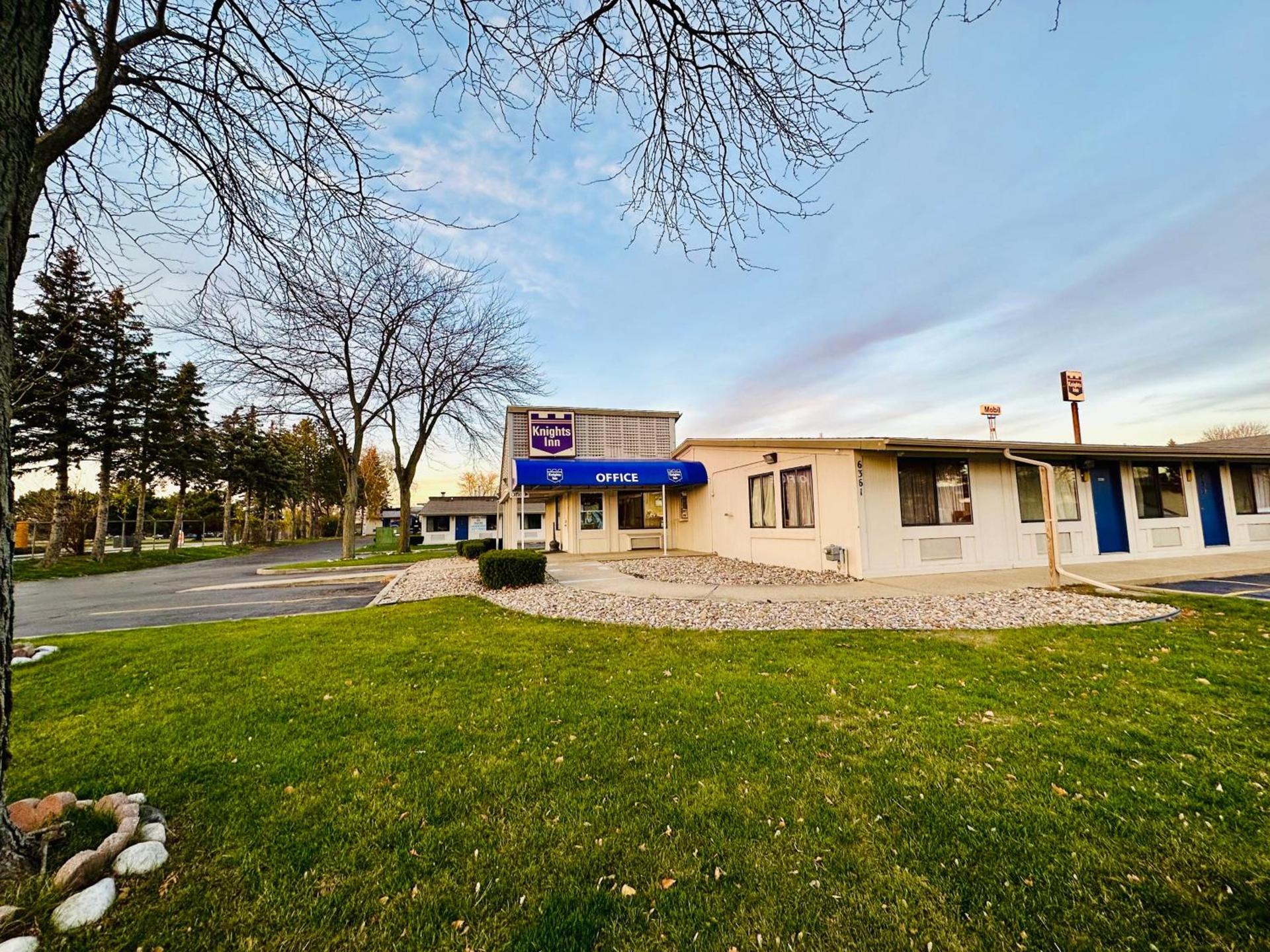 Knights Inn Bridgeport Frankenmuth photo 1