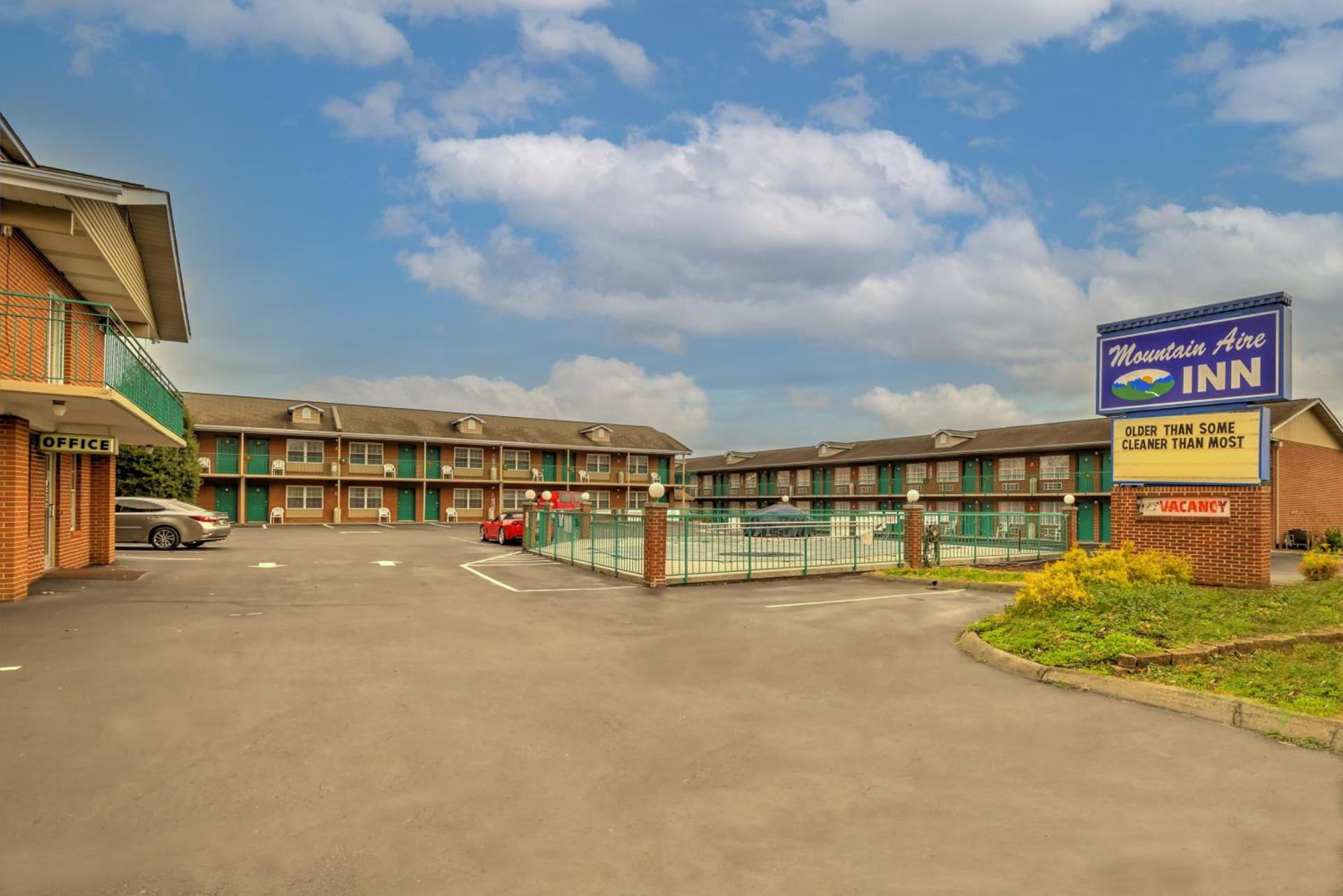 Mountain Aire Inn Sevierville - Pigeon Forge photo 4