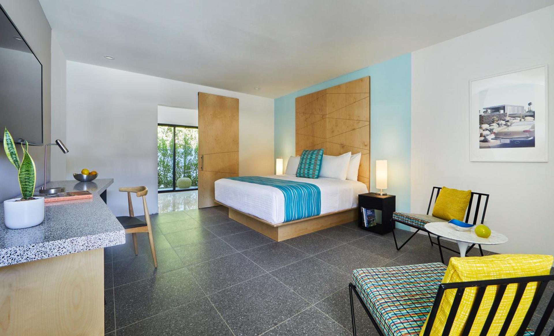 Twin Palms Resort - A Gay Men's Resort photo 3