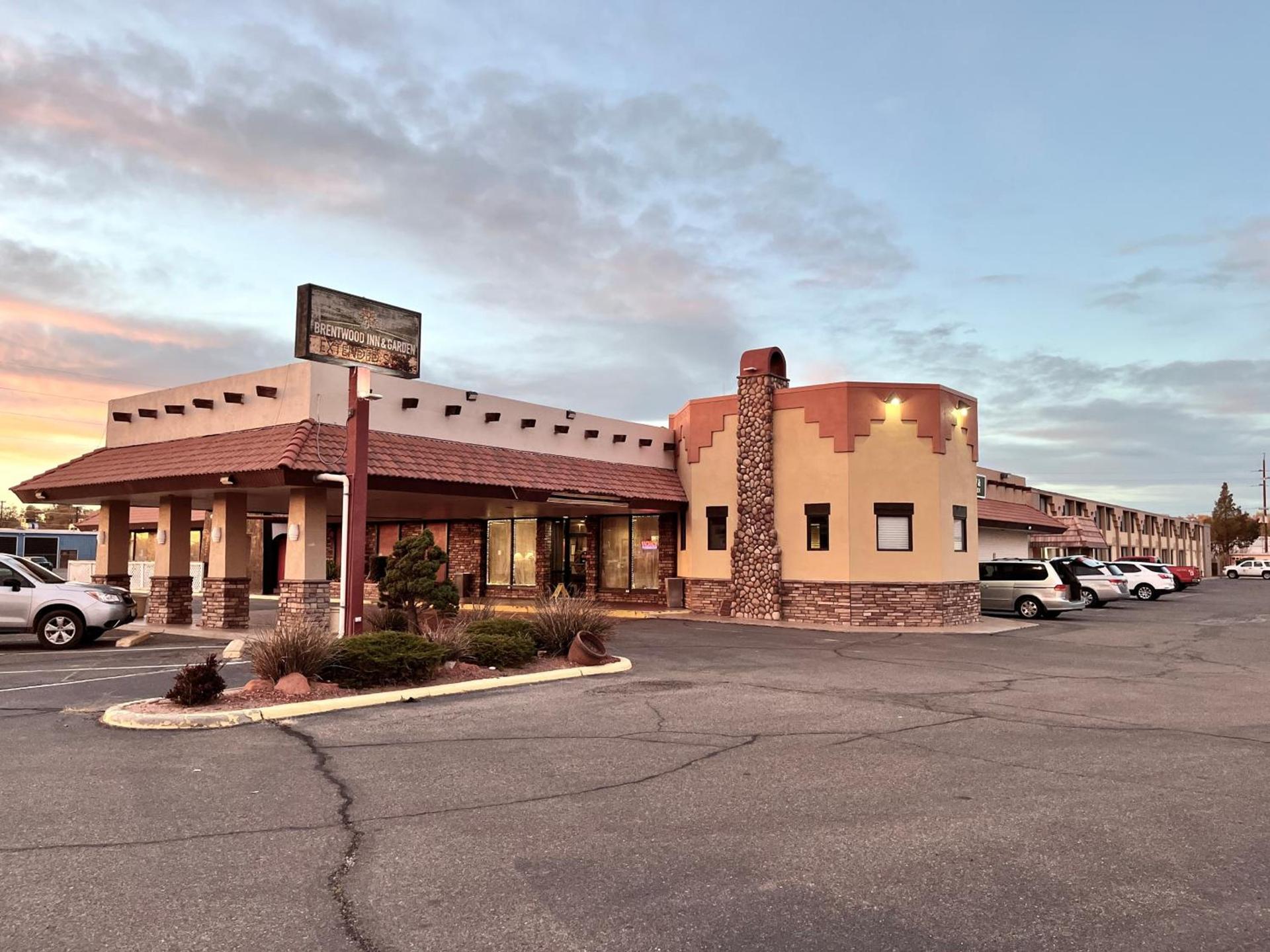 Brentwood Inn & Garden — hotel in Farmington