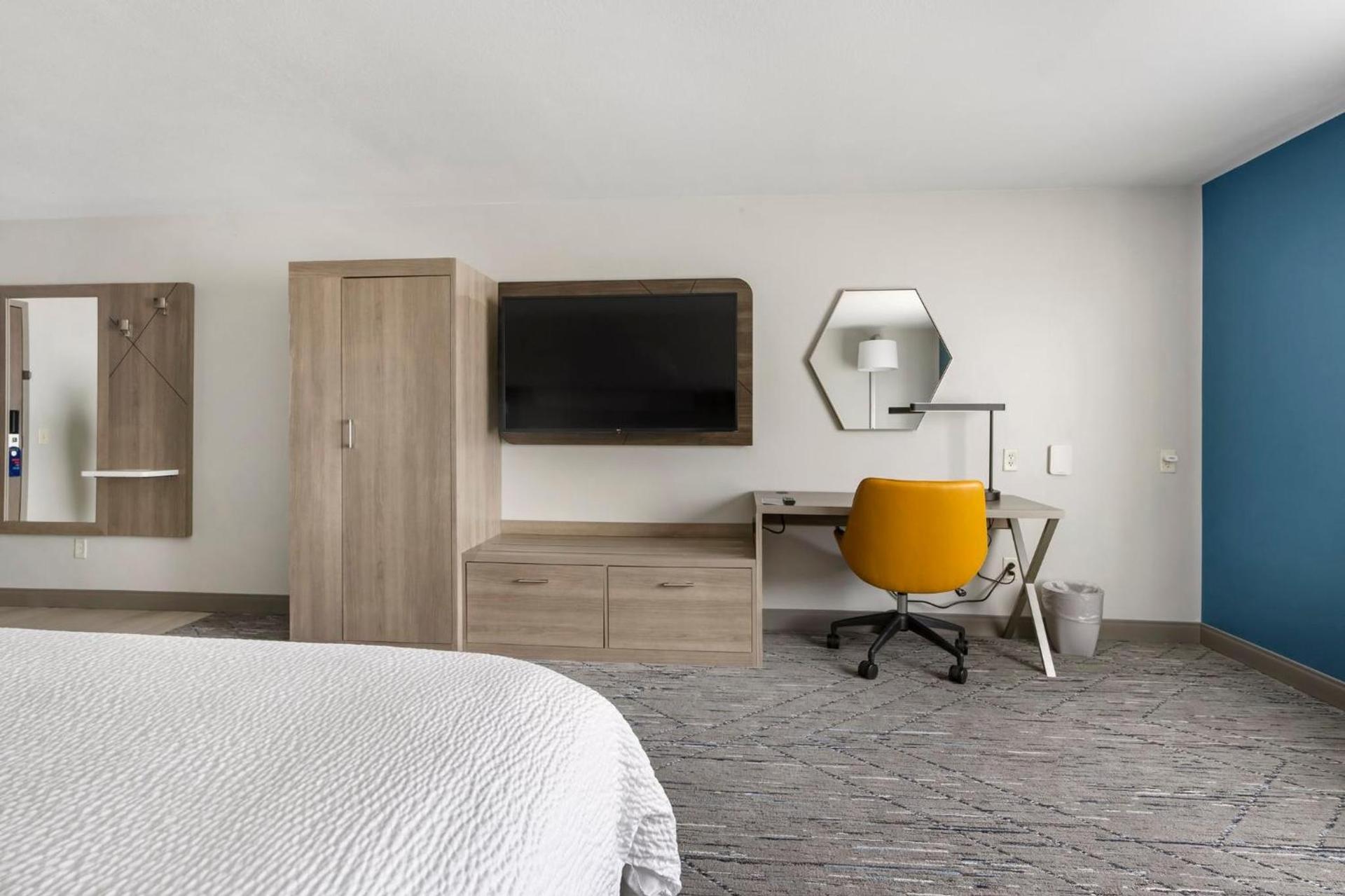 Holiday Inn Express Peru-Lasalle Area by IHG photo 67