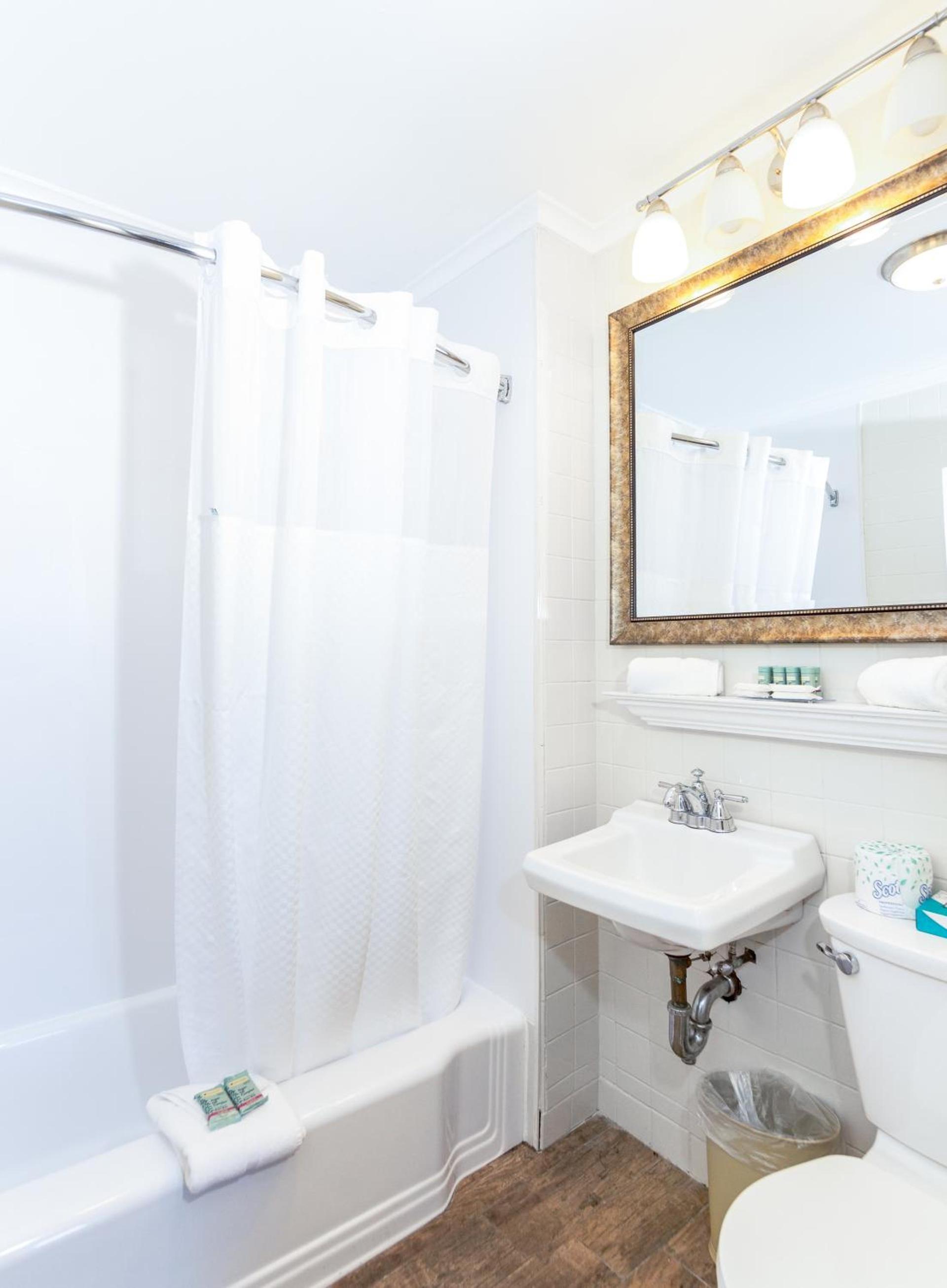 Provincetown Inn photo 36