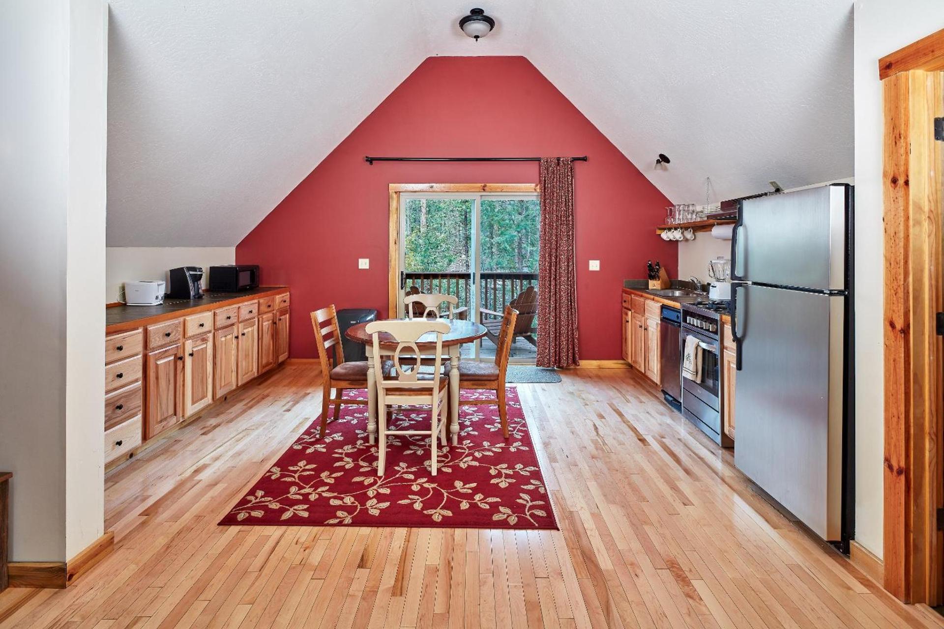 Evergreen Lodge at Yosemite photo 4