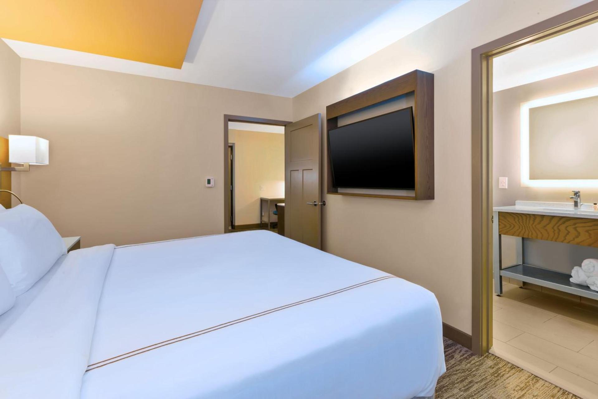 EVEN Hotel Ann Arbor S - University Area by IHG photo 5
