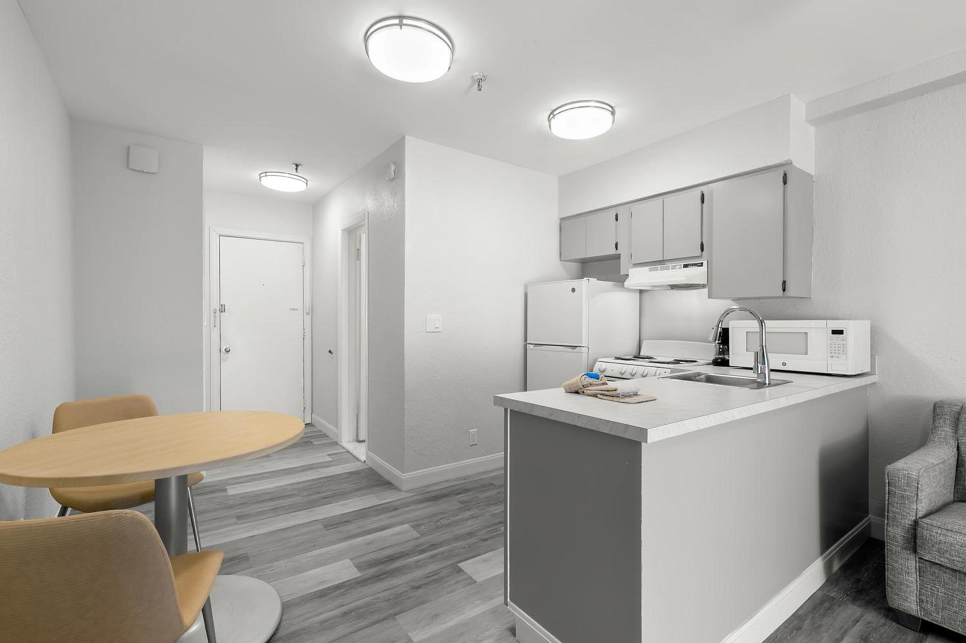 Grand Shores West photo 46