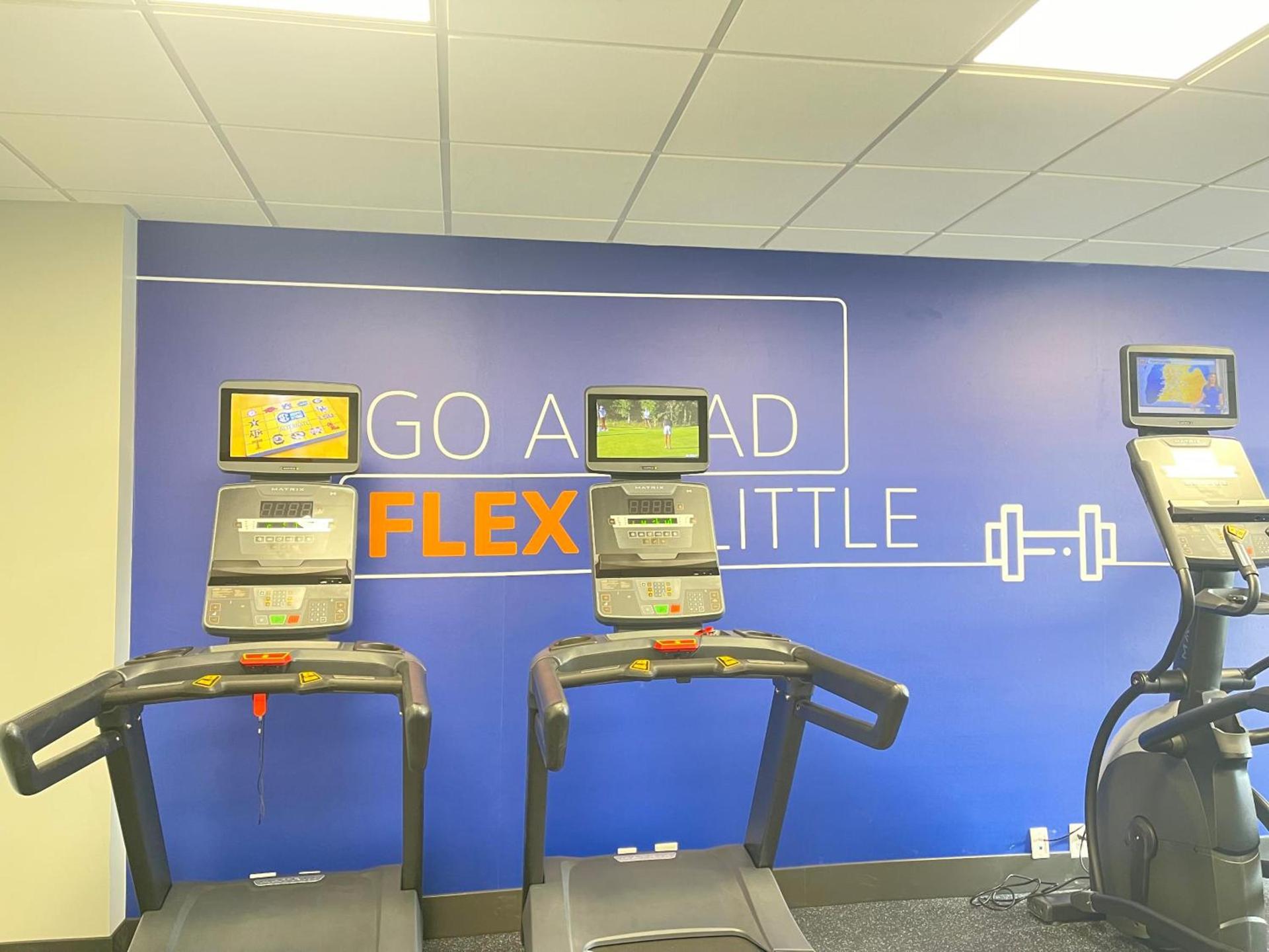 Holiday Inn Express Big Rapids by IHG photo 7