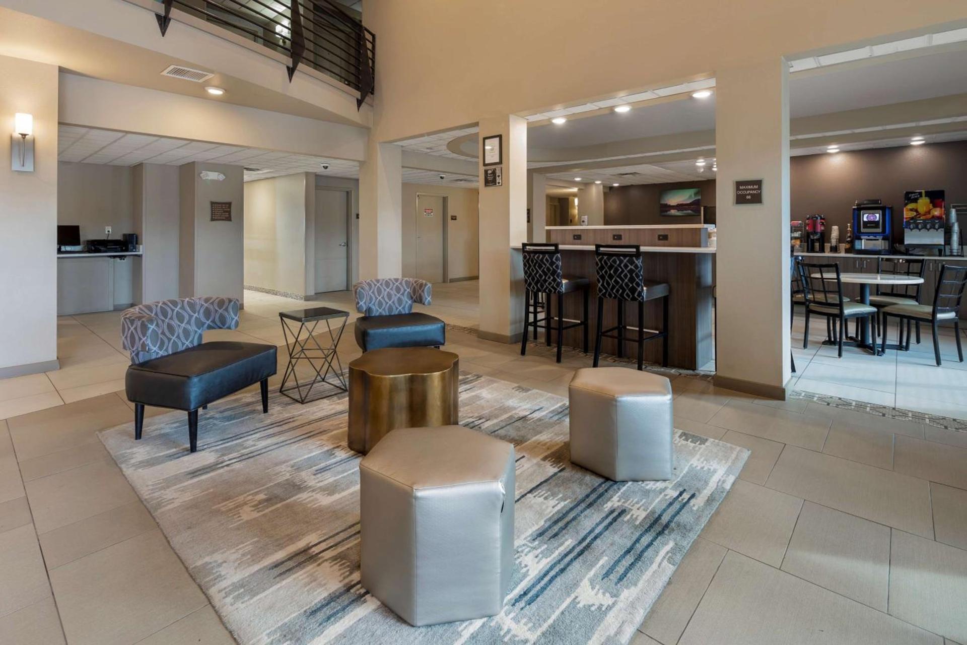 Best Western Plus Chena River Lodge photo 39