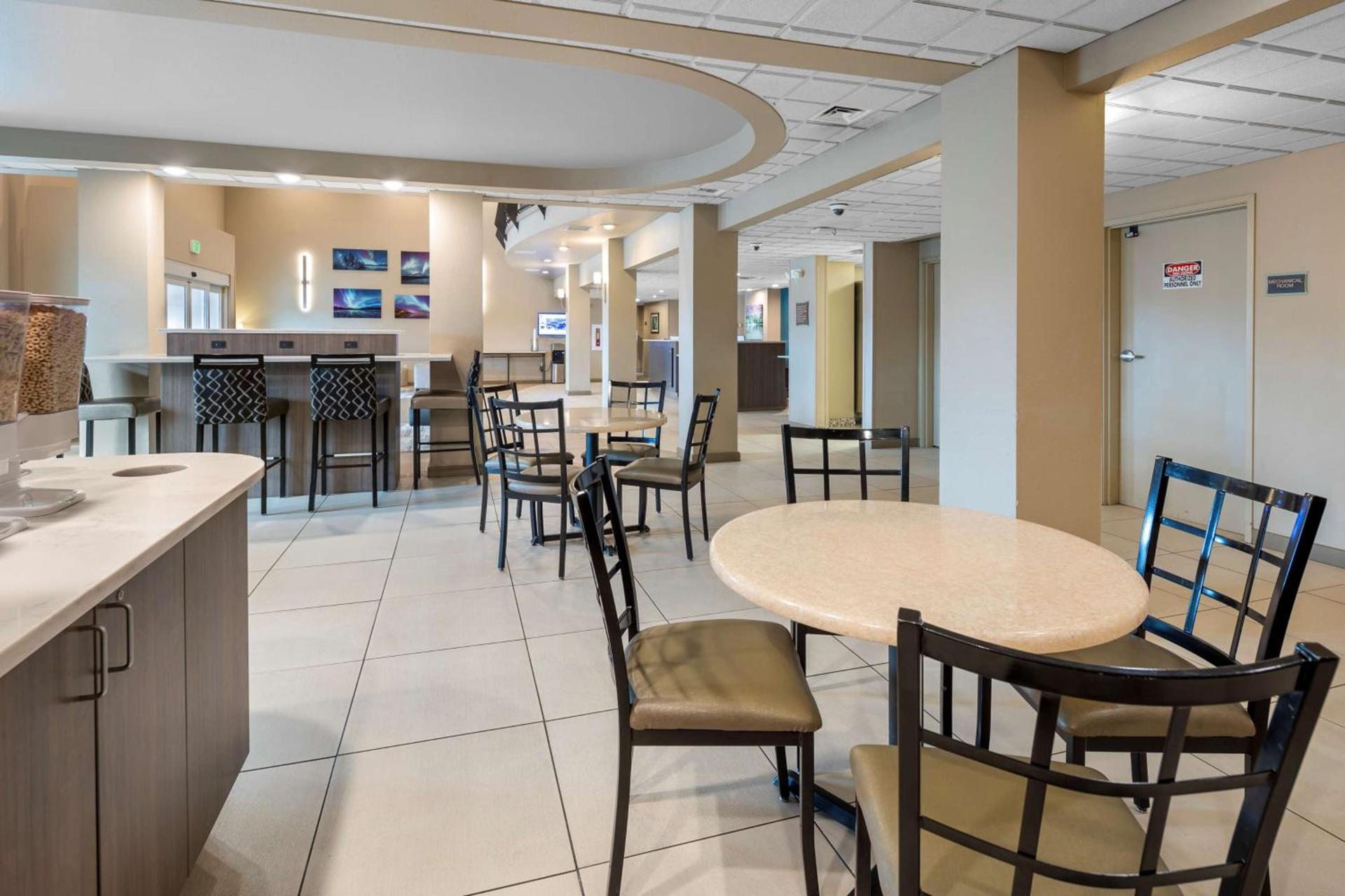 Best Western Plus Chena River Lodge photo 28