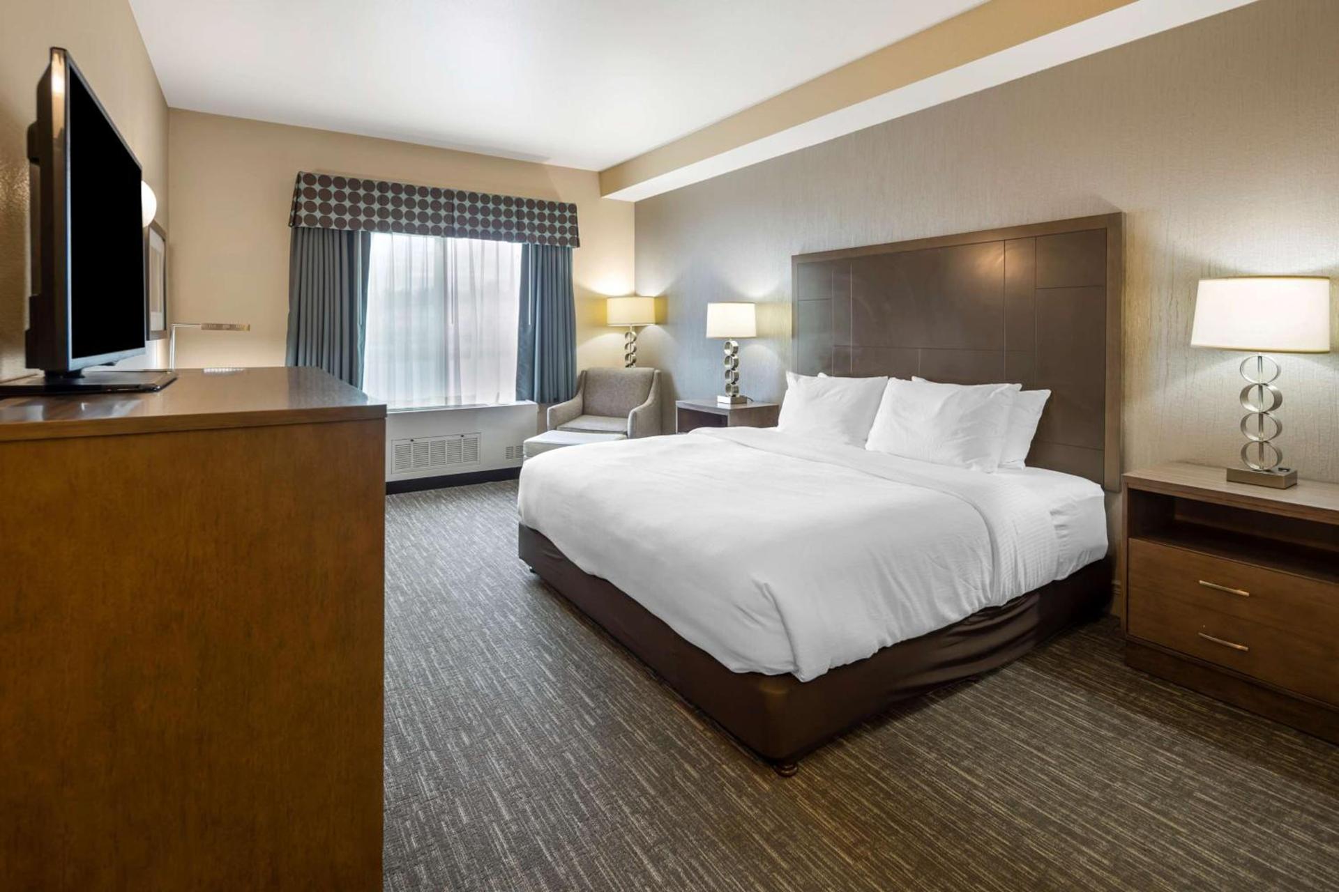 Best Western Plus Chena River Lodge photo 12
