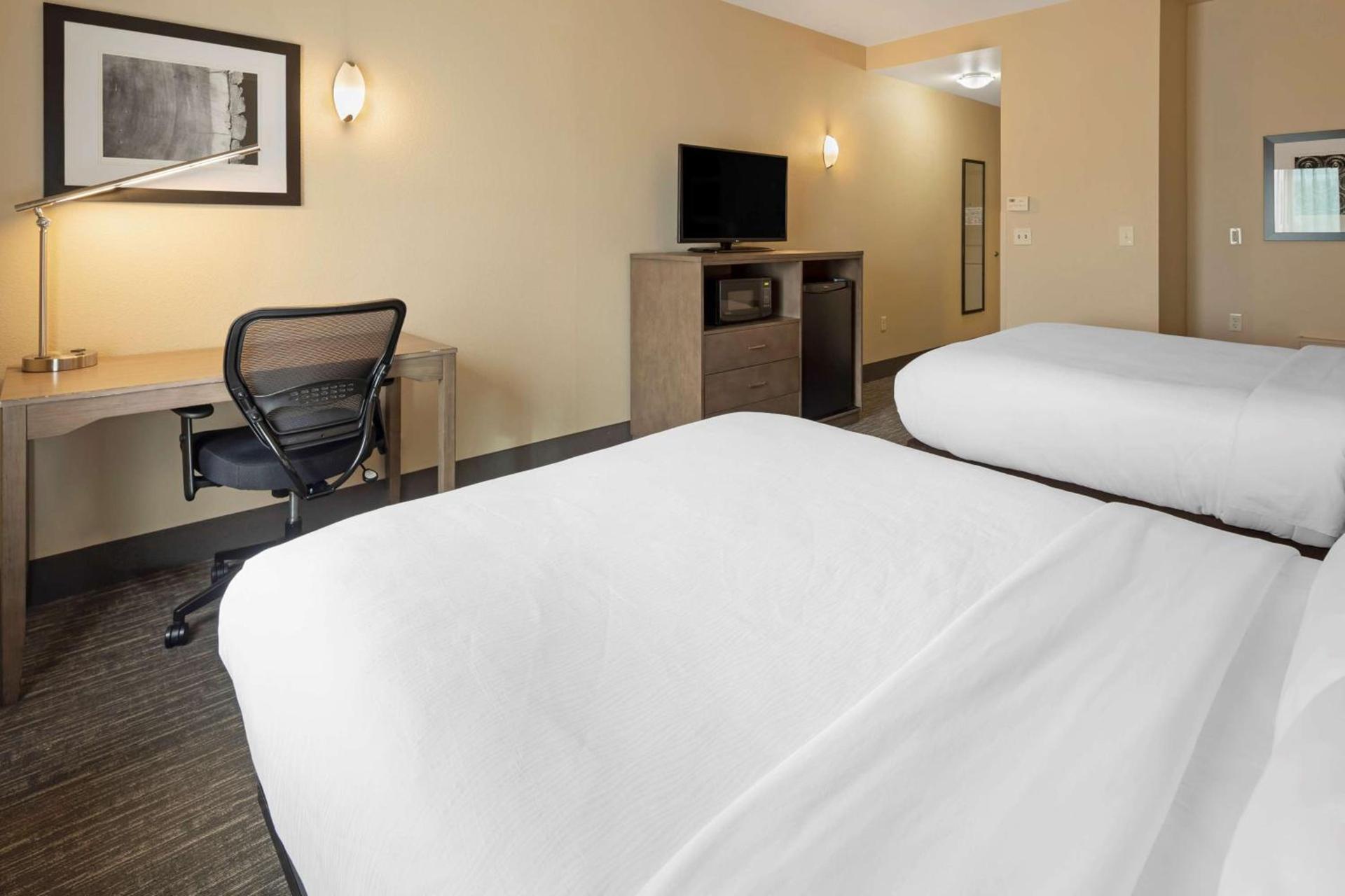 Best Western Plus Chena River Lodge photo 16