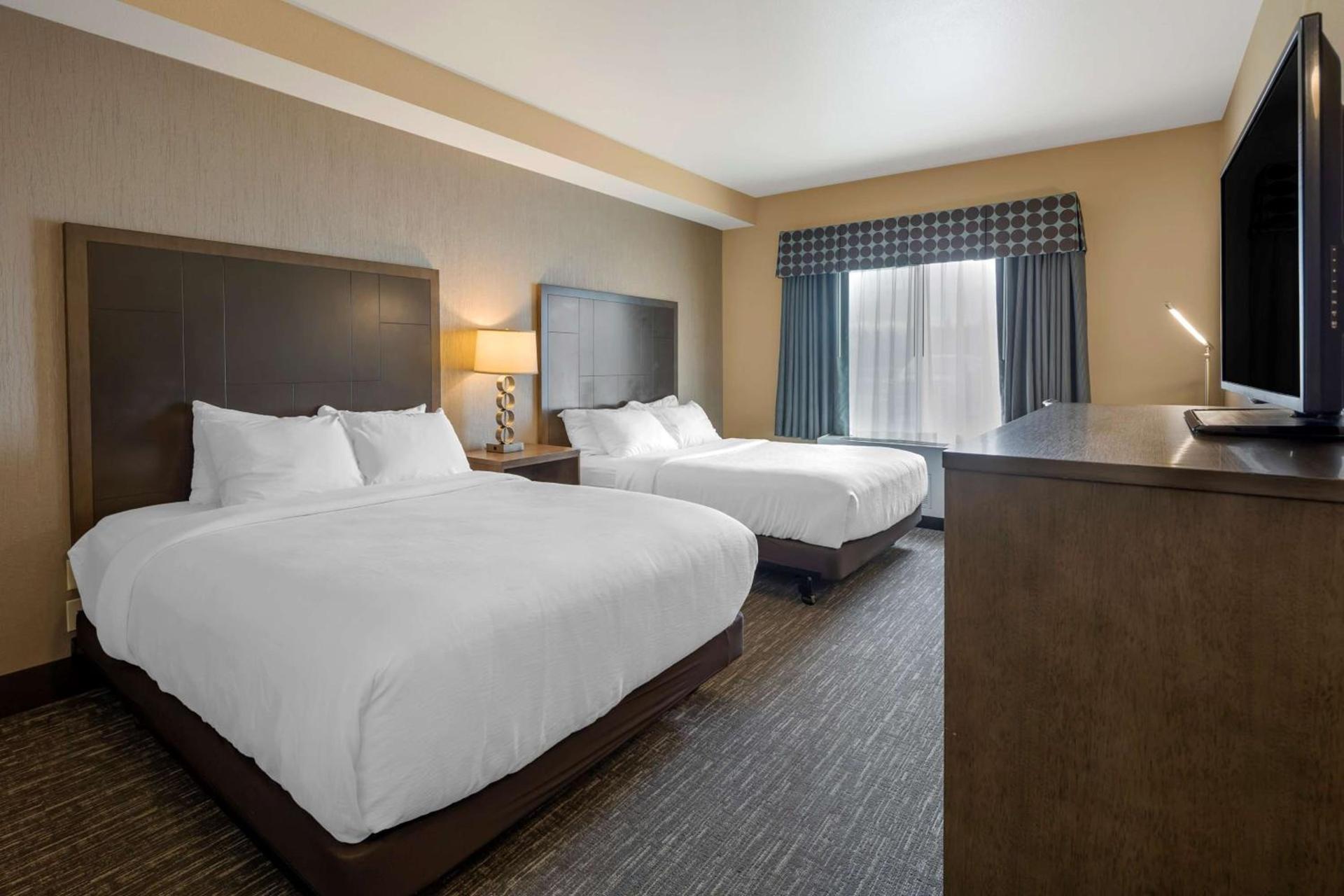 Best Western Plus Chena River Lodge photo 17