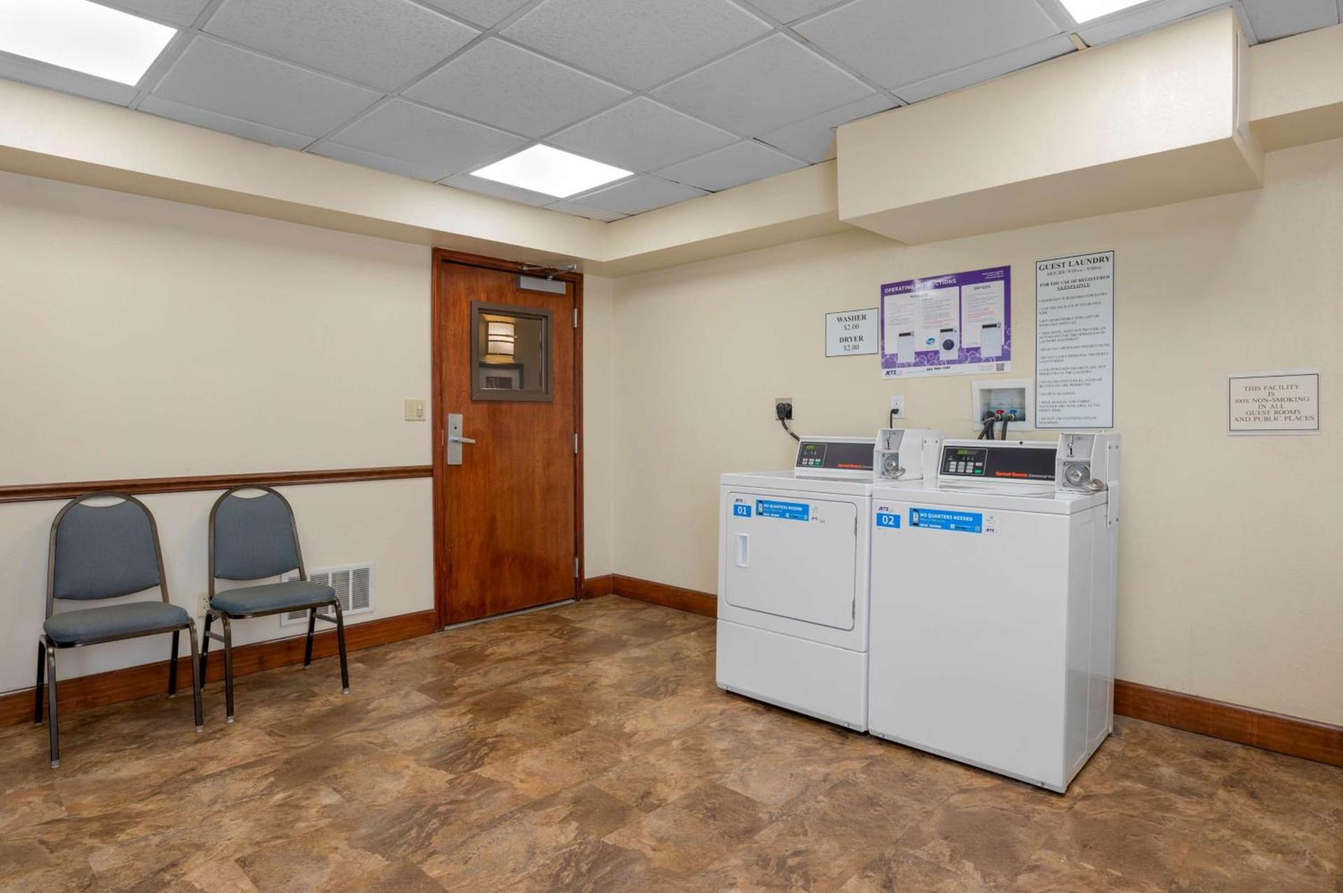 Best Western Louisville East Inn & Suites photo 22