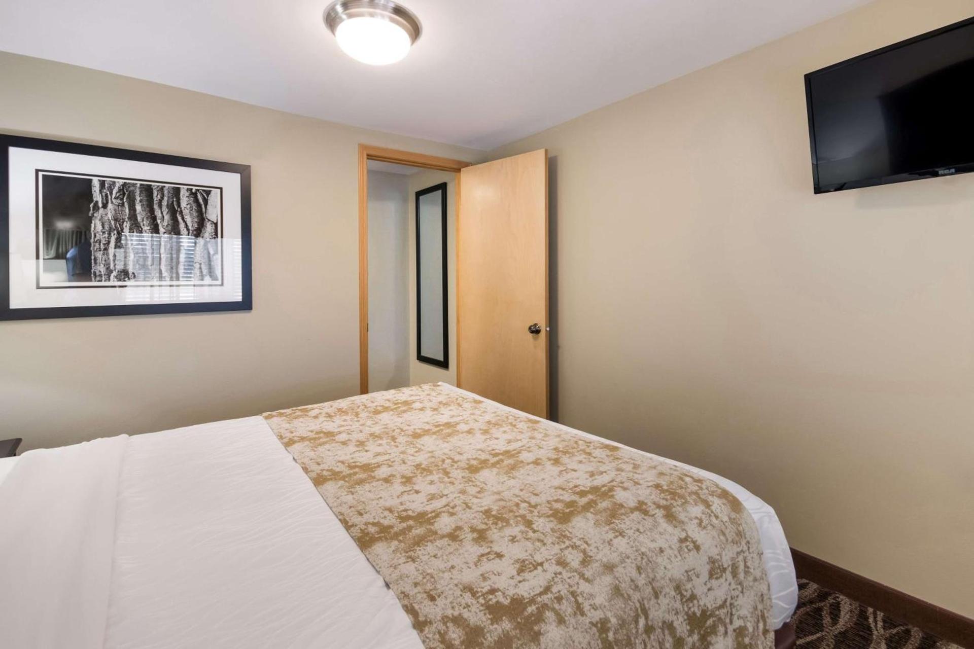 Best Western Weston Inn photo 13