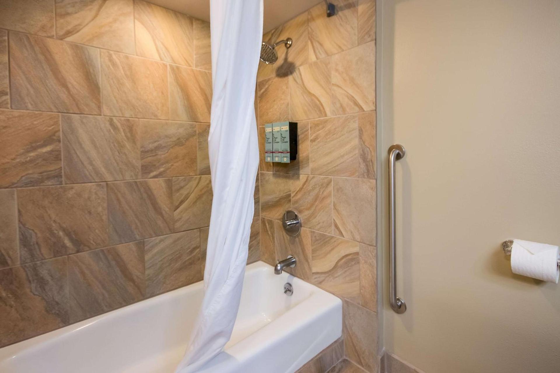 Best Western Weston Inn photo 19