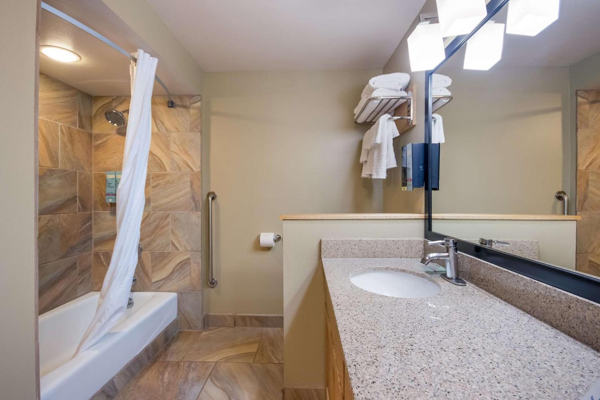 Best Western Weston Inn photo 18