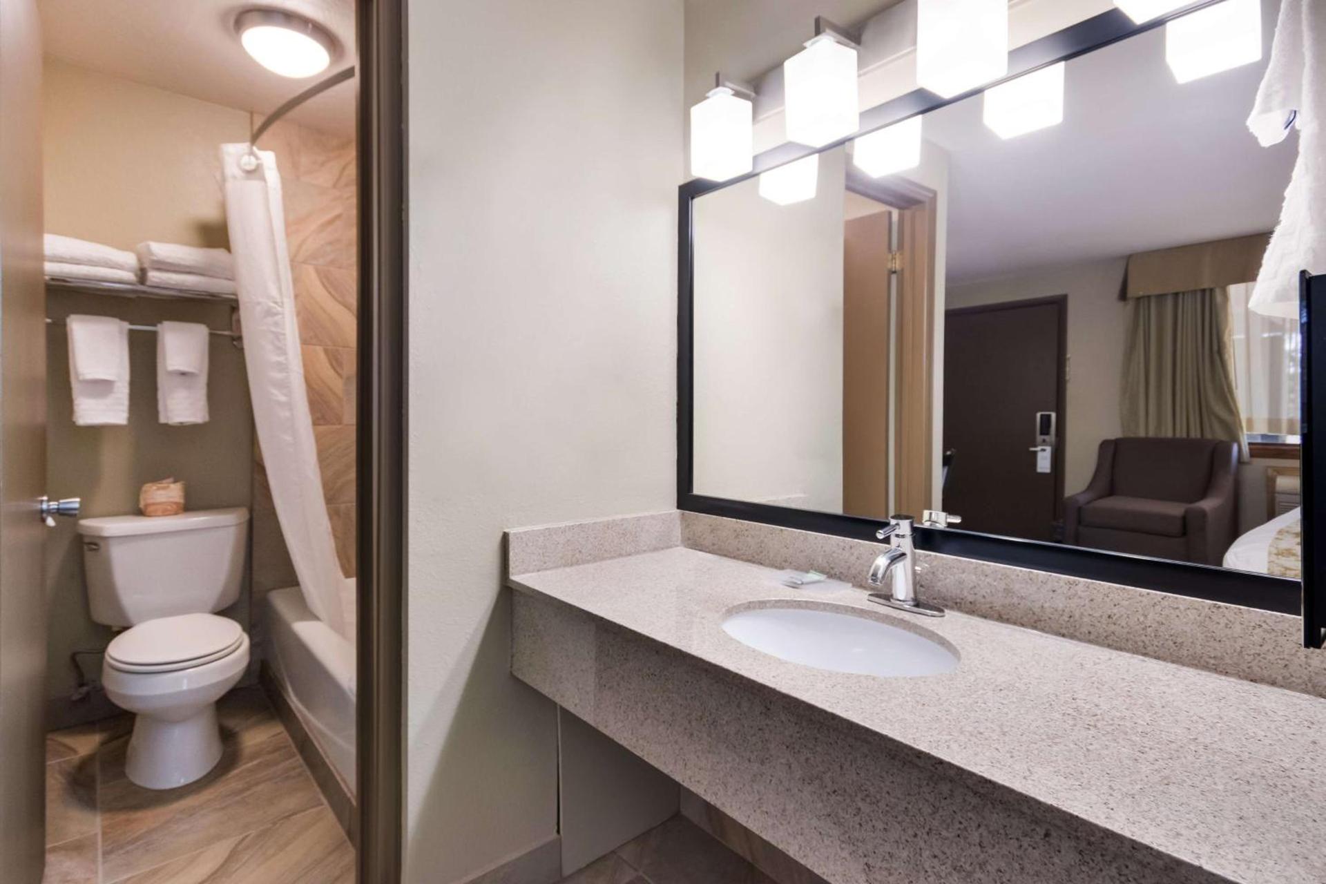 Best Western Weston Inn photo 20