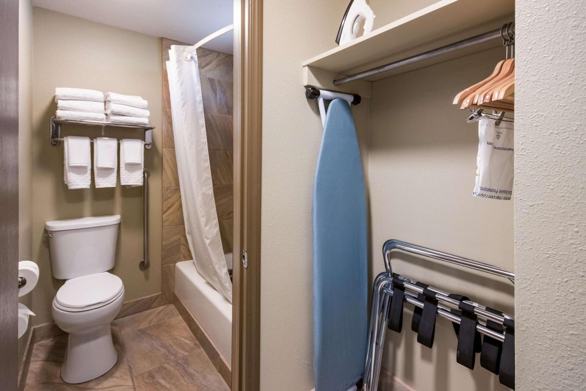 Best Western Weston Inn photo 25