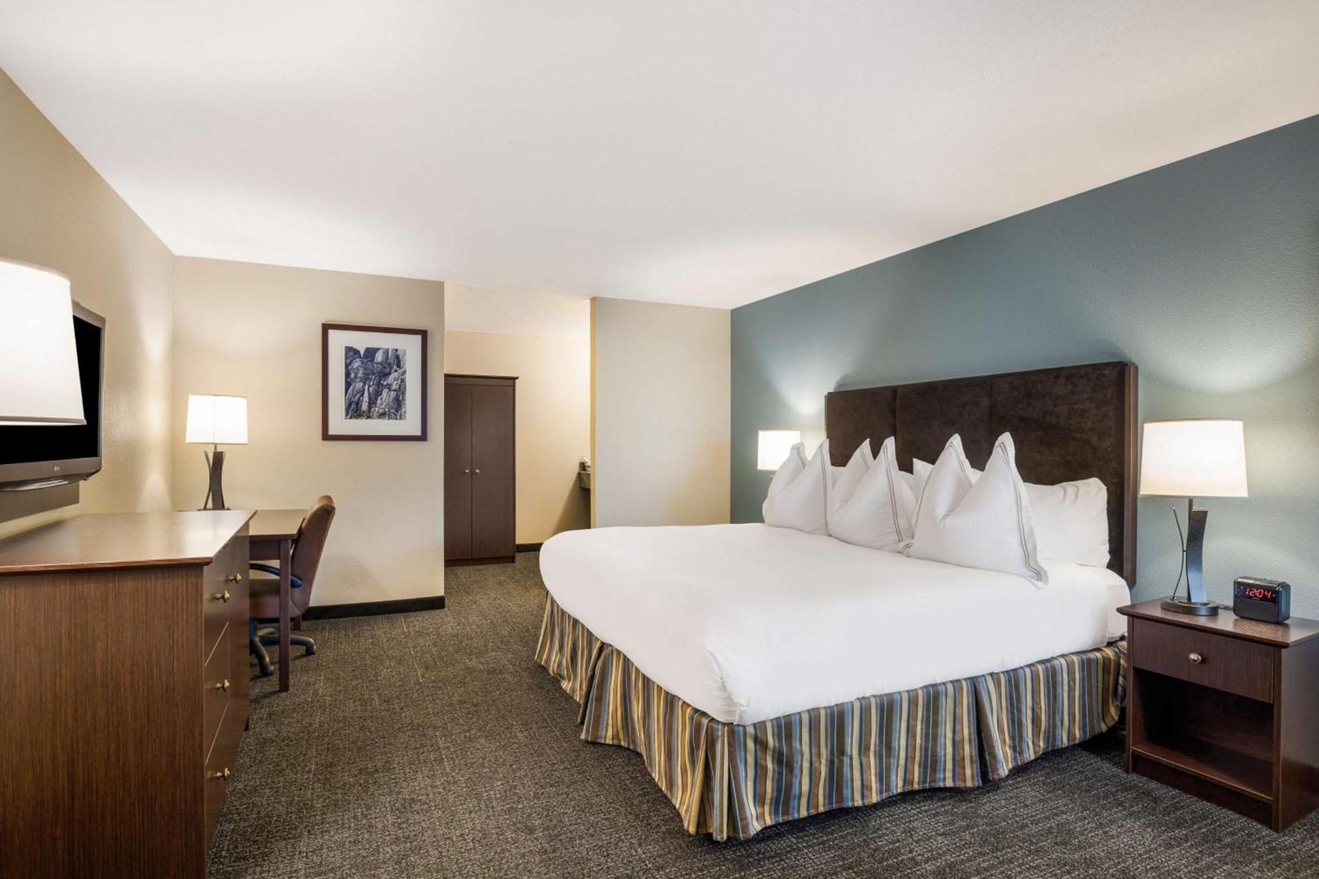 Best Western Windsor Inn photo 8
