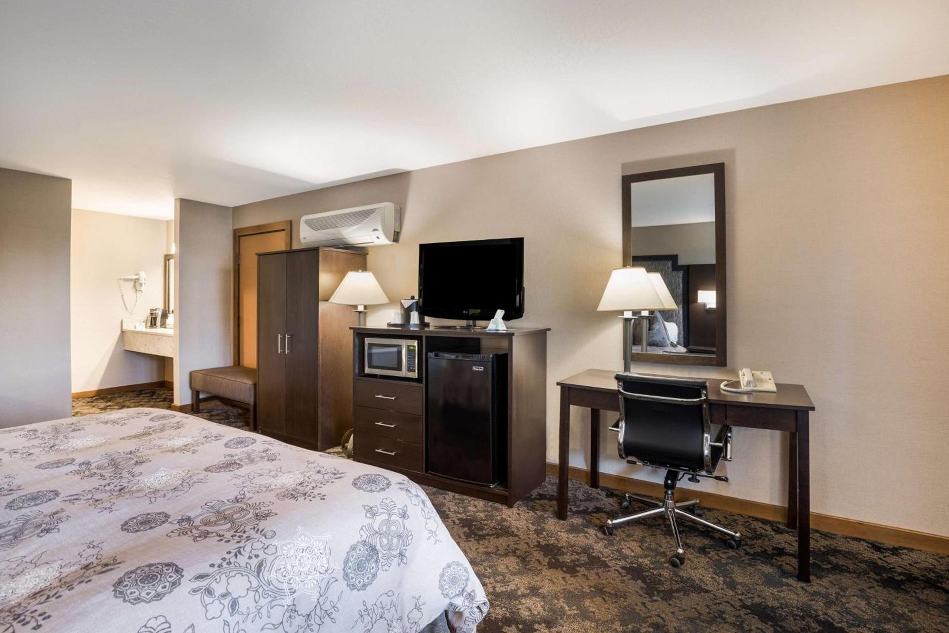 Best Western Windsor Inn photo 13